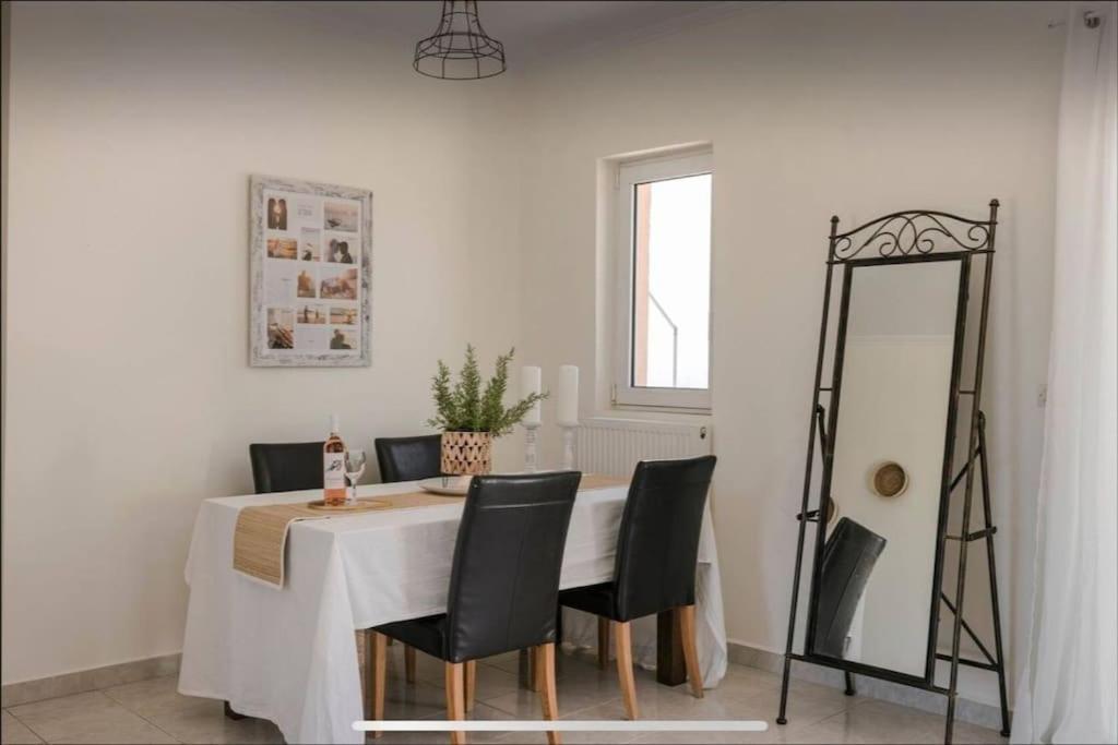 Holiday home Kaminia Serenity House Ratzaklion