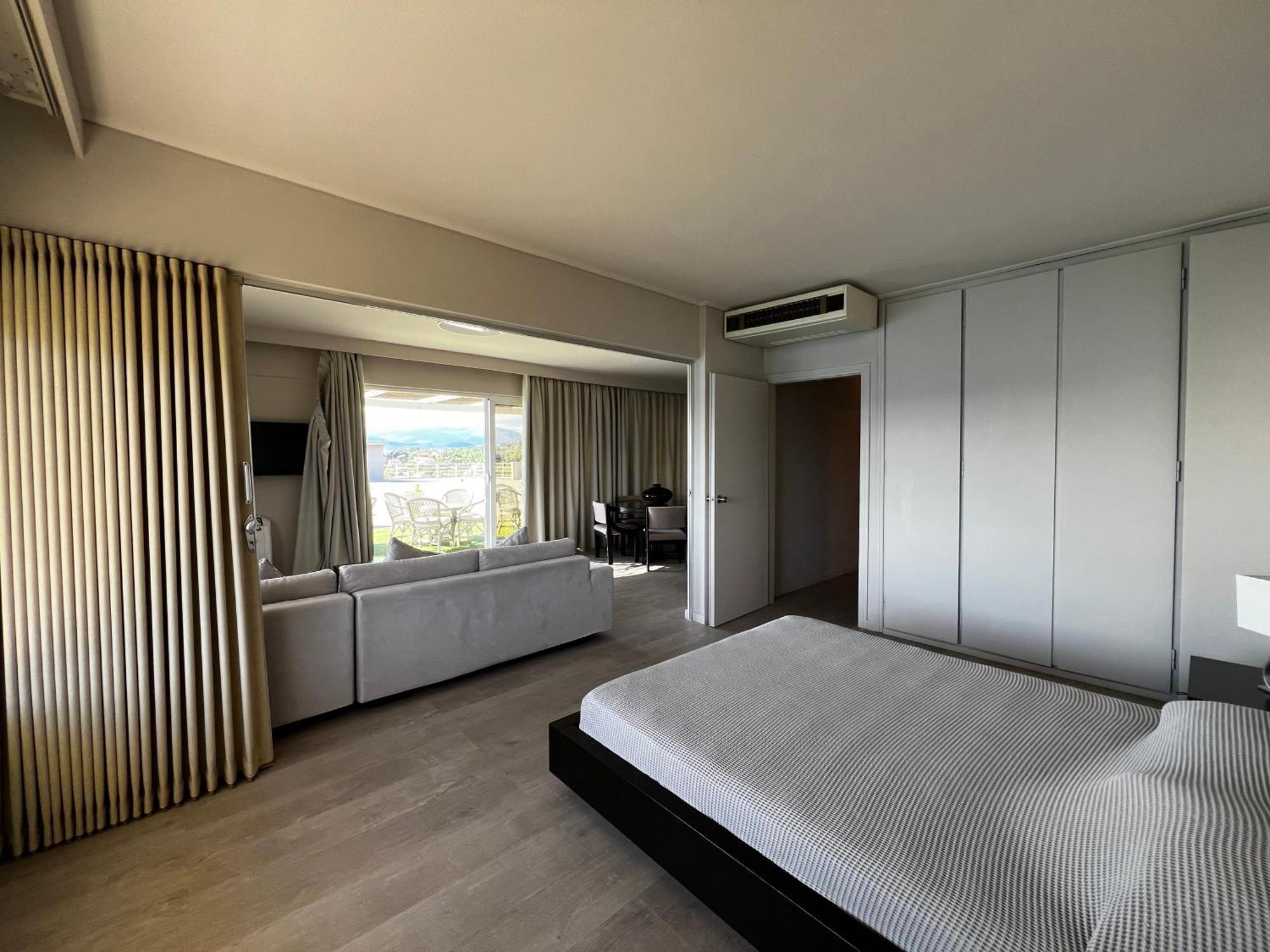 Hotel King Saron Isthmia