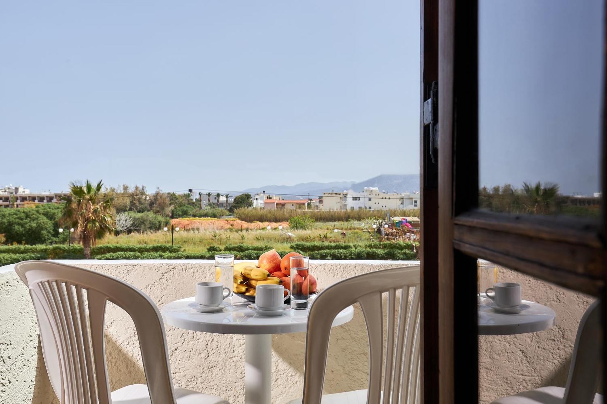 Mila Aparthotel 2*