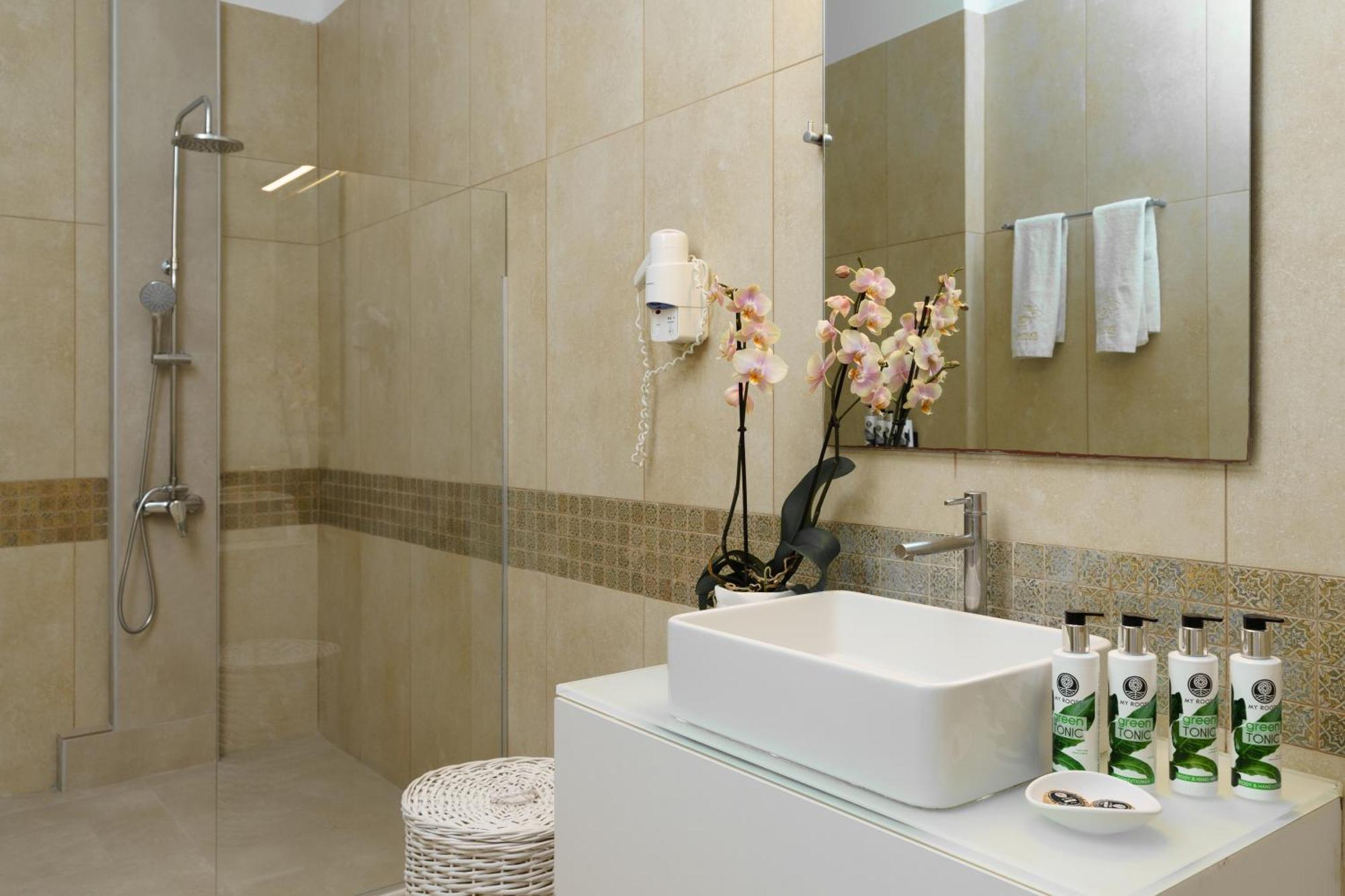 Villa Thermes Luxury And (adults Only) Megalochori (Santorini)