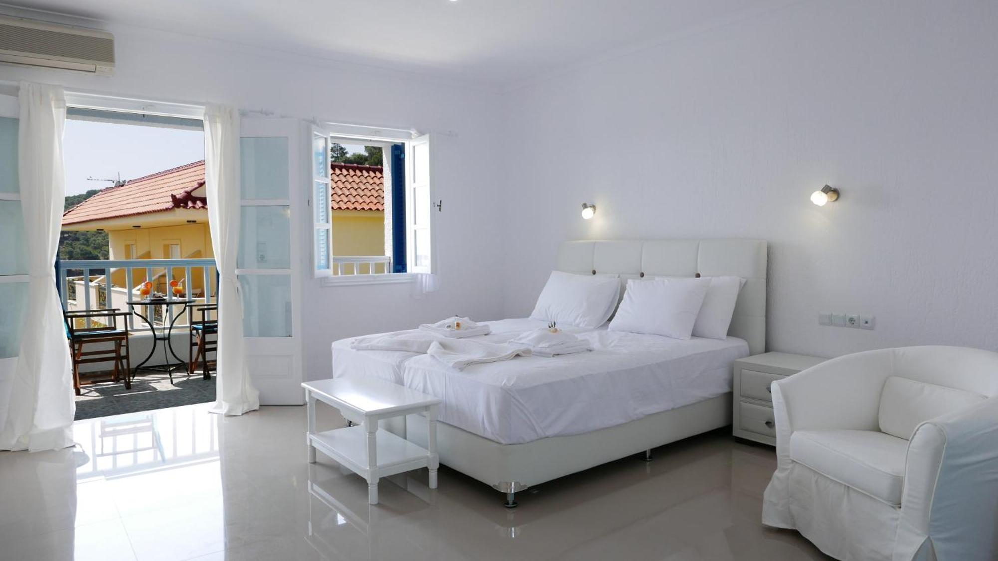 Limnionas Bay Village 3* Marathokampos