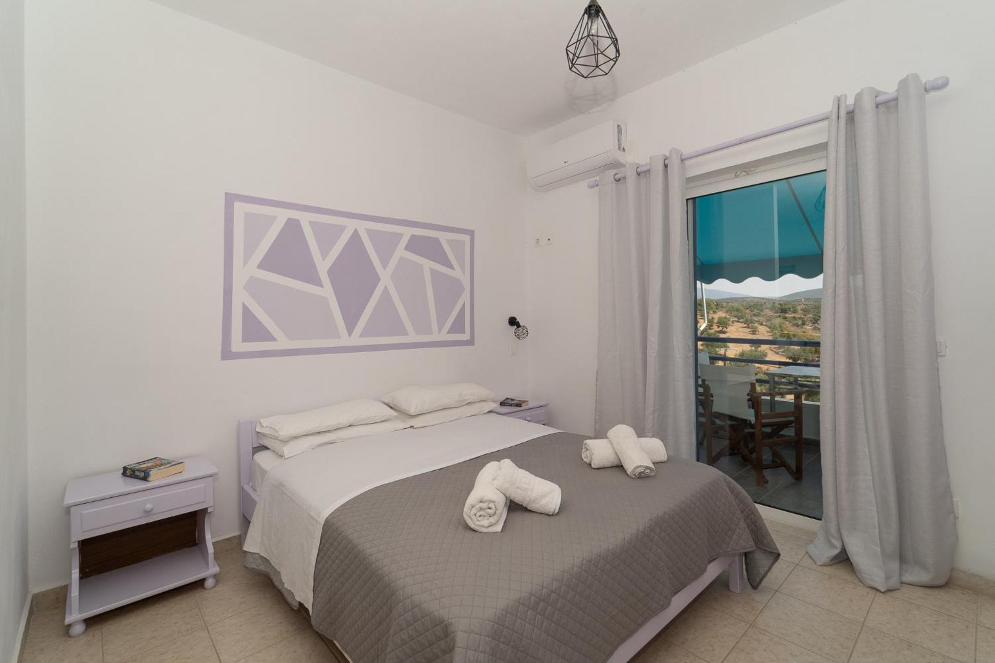 Blue Maisonettes * Kamaria (Messinia)