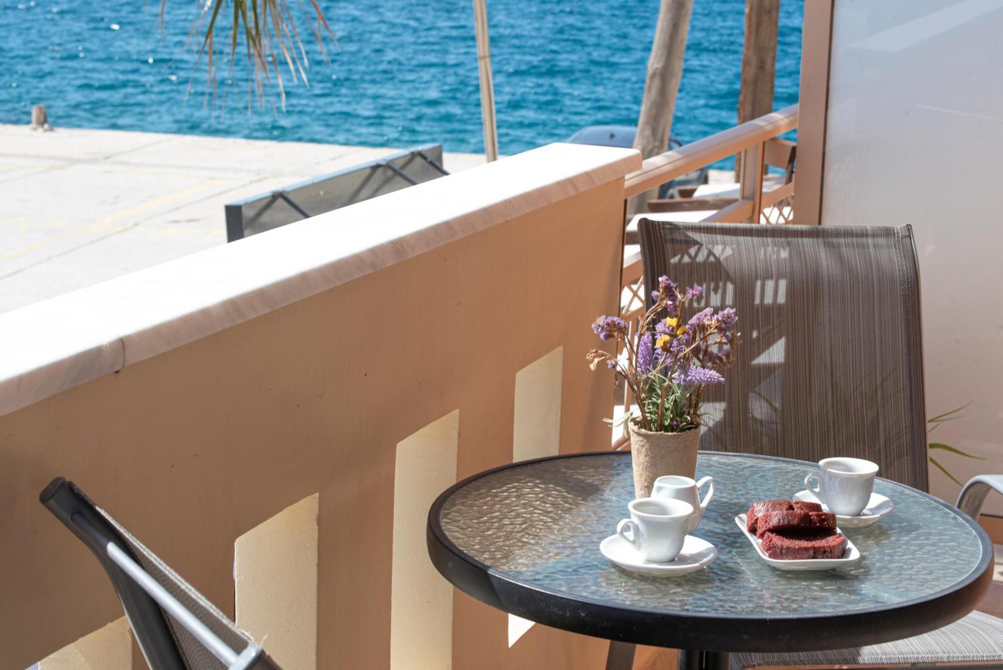 Ostrella - Luxury Aparthotel