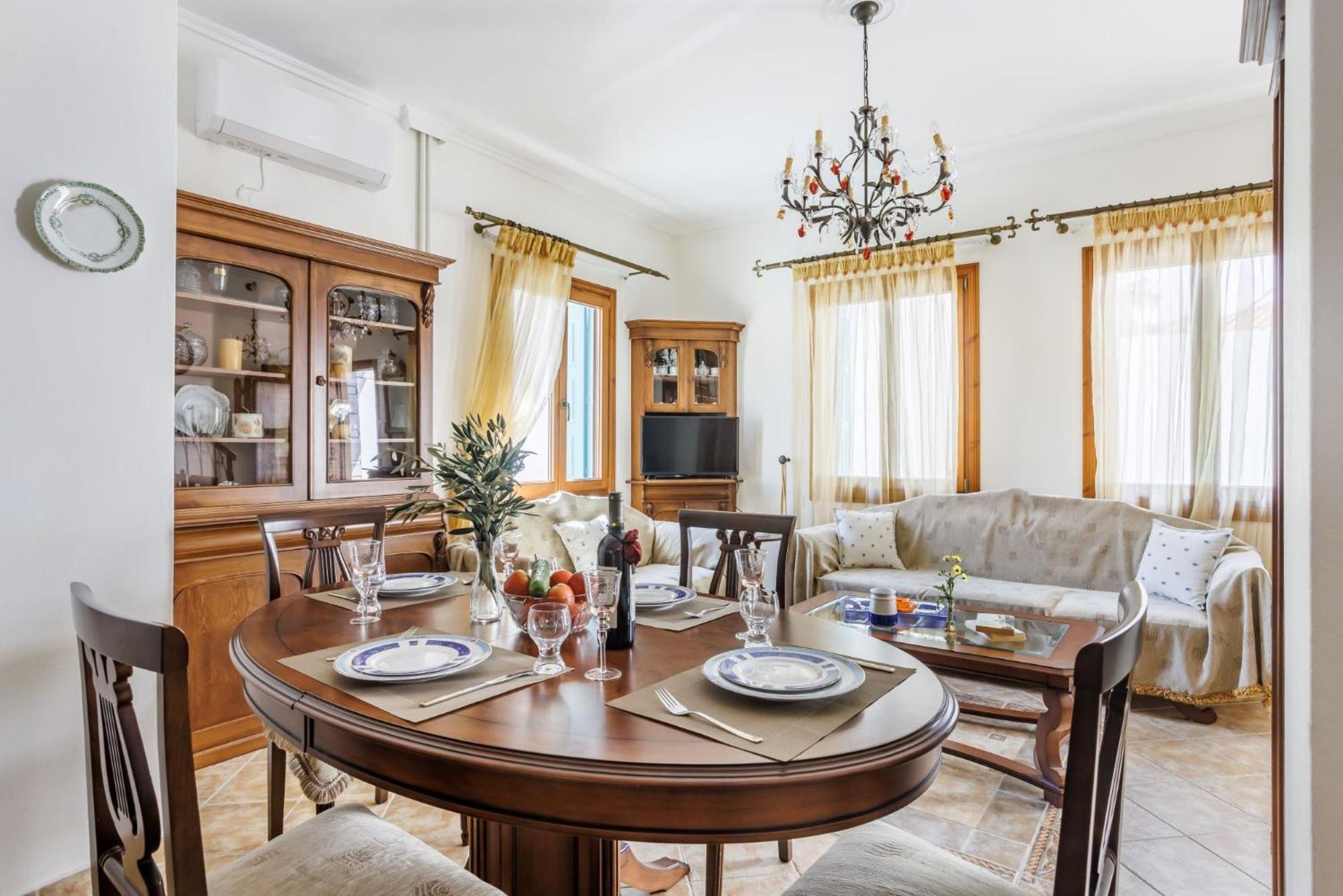 Port View Holiday home Skopelos Town