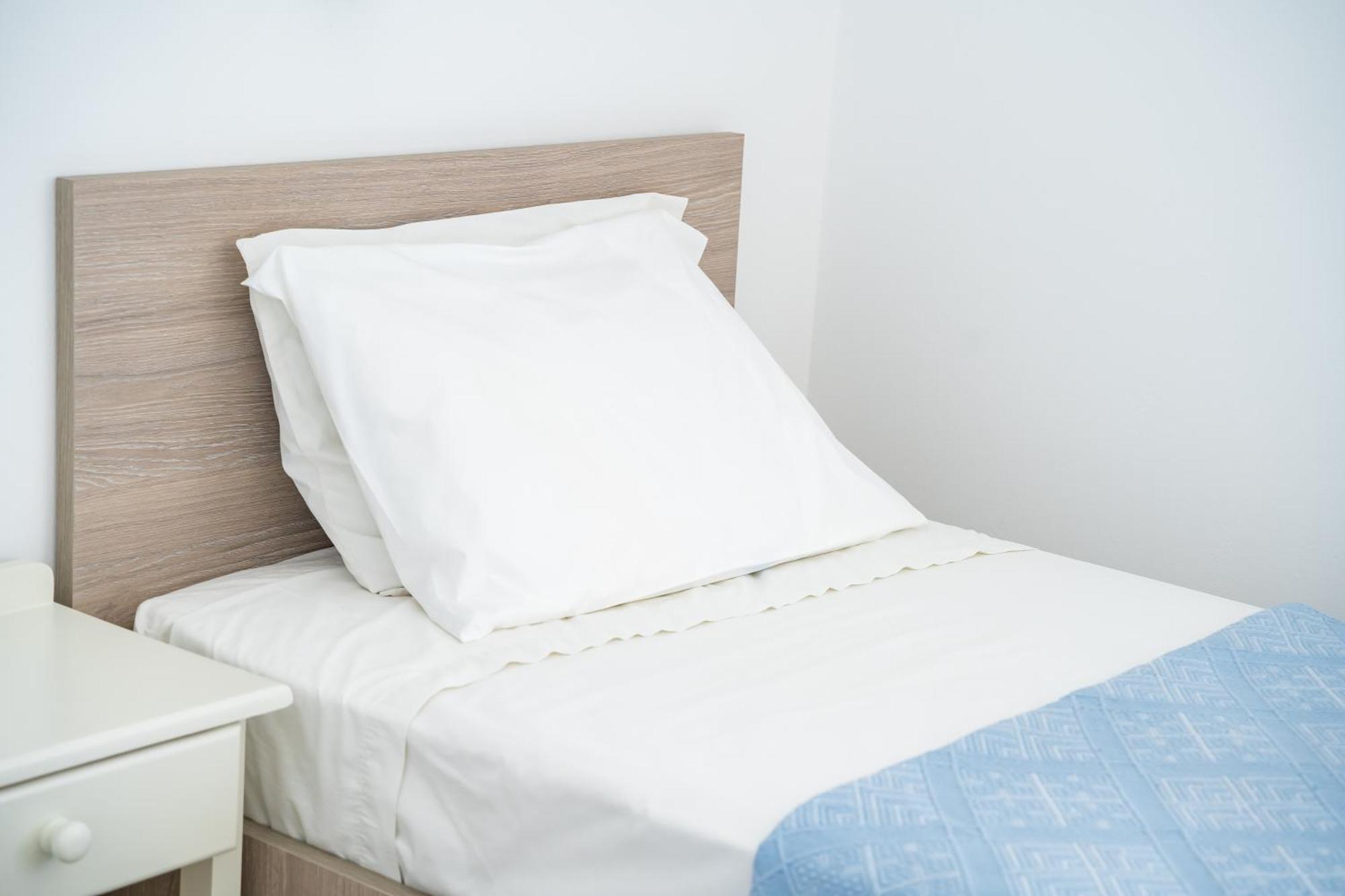 P I G A D I A B A Y Aparthotel Karpathos Town (Pigadia)