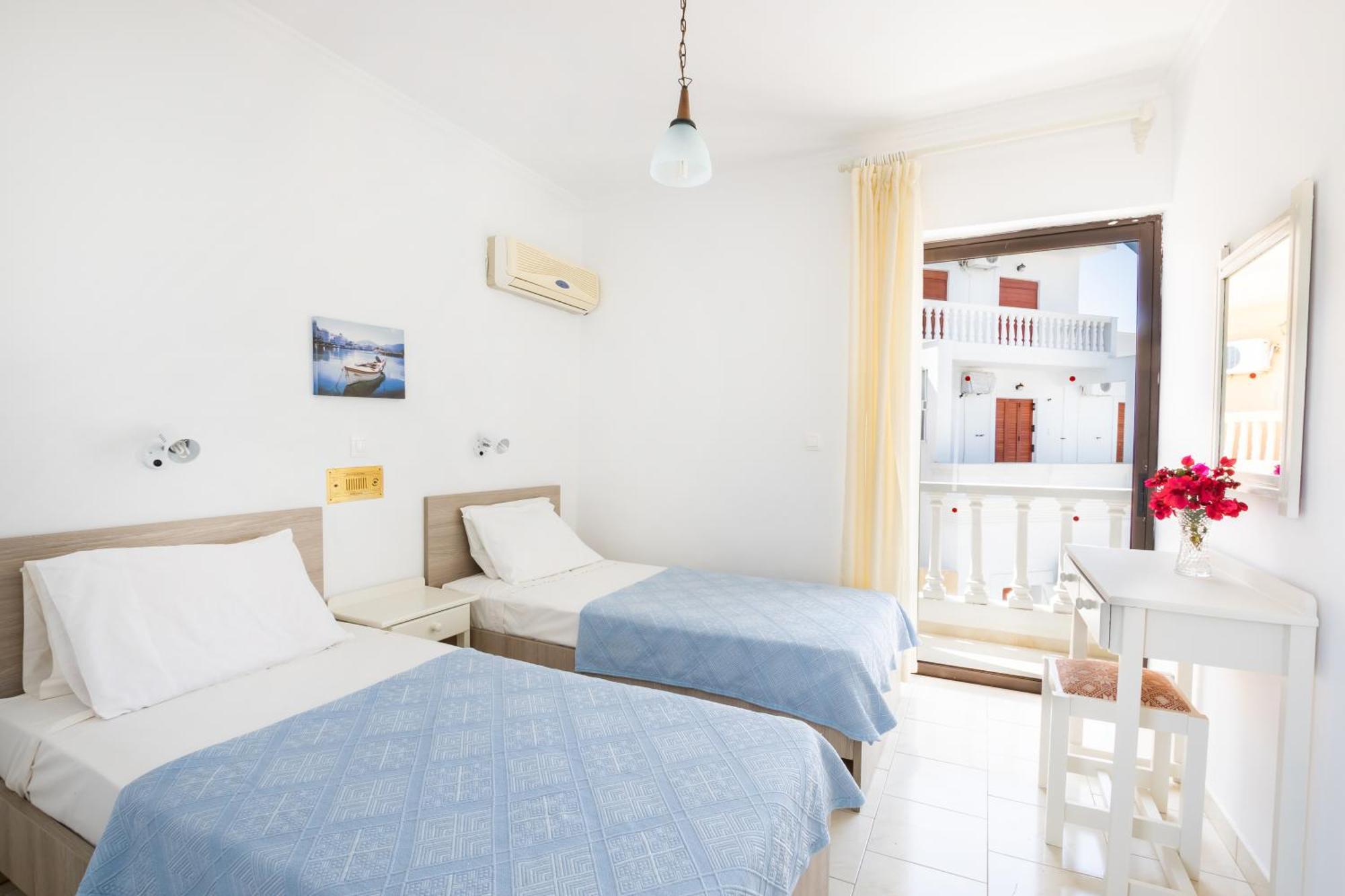 P I G A D I A B A Y Aparthotel *