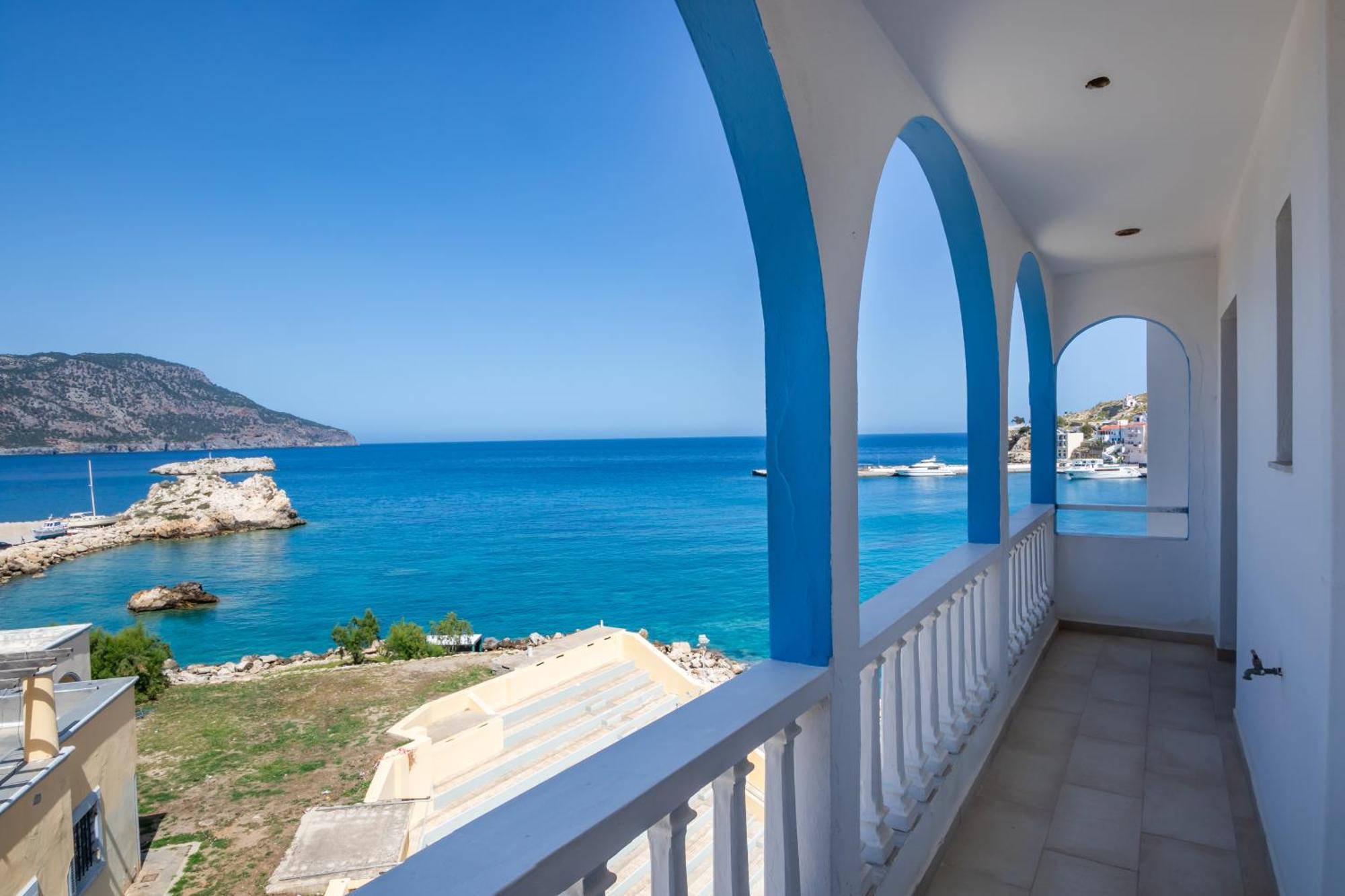 Aparthotel P I G A D I A B A Y Karpathos Town (Pigadia)