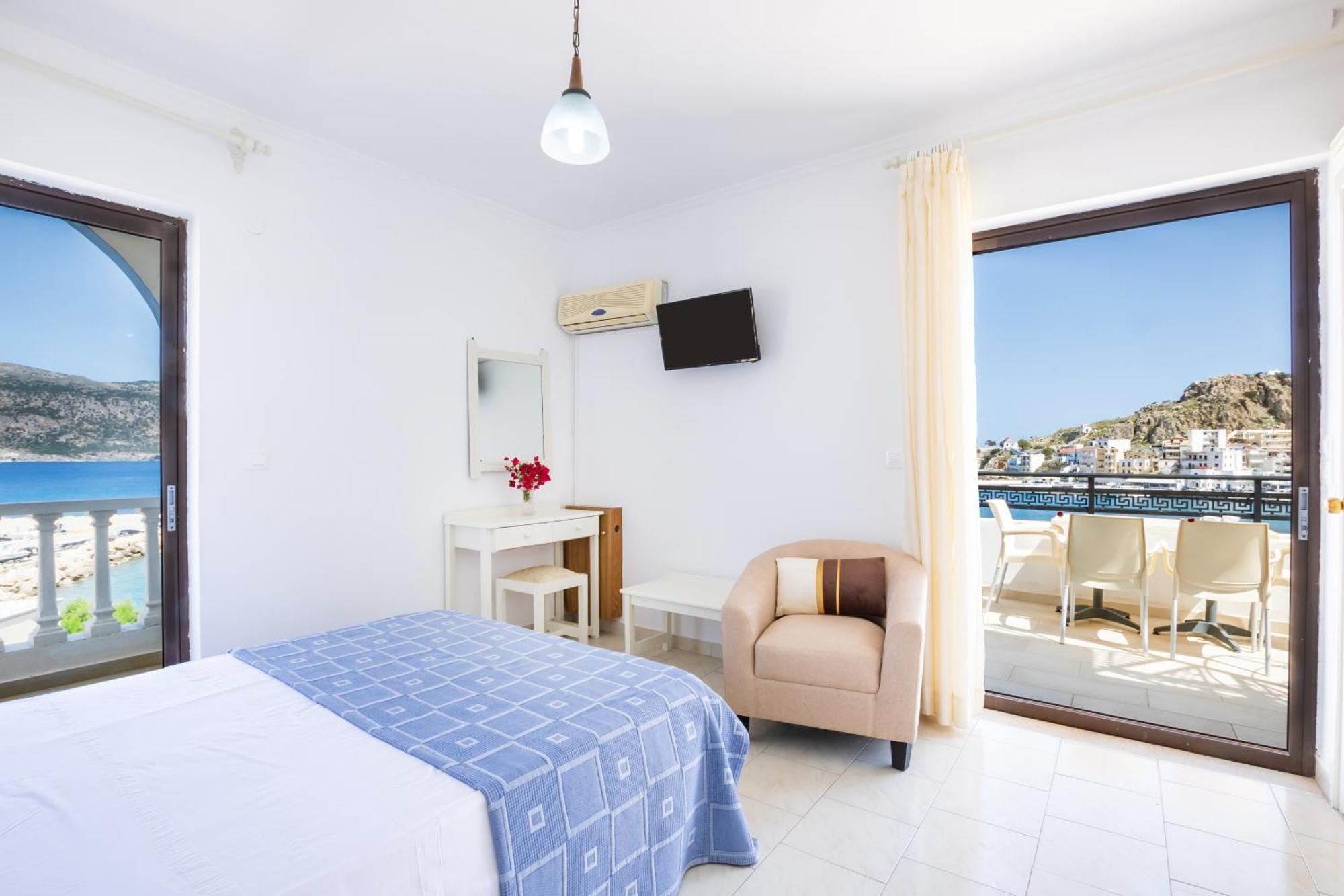 P I G A D I A B A Y Aparthotel *