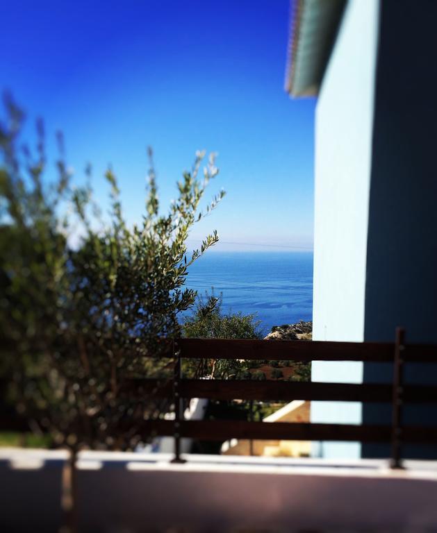 Yades Villas
