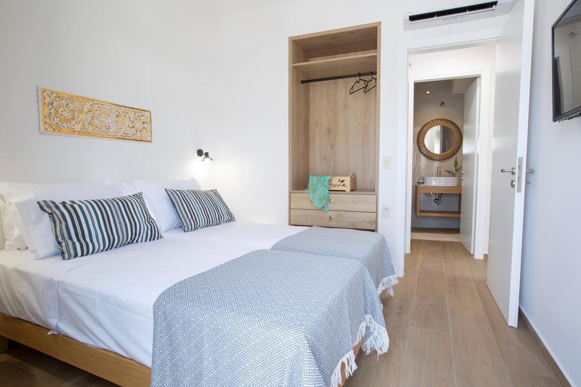 Armiriki-private Sea Access Villa