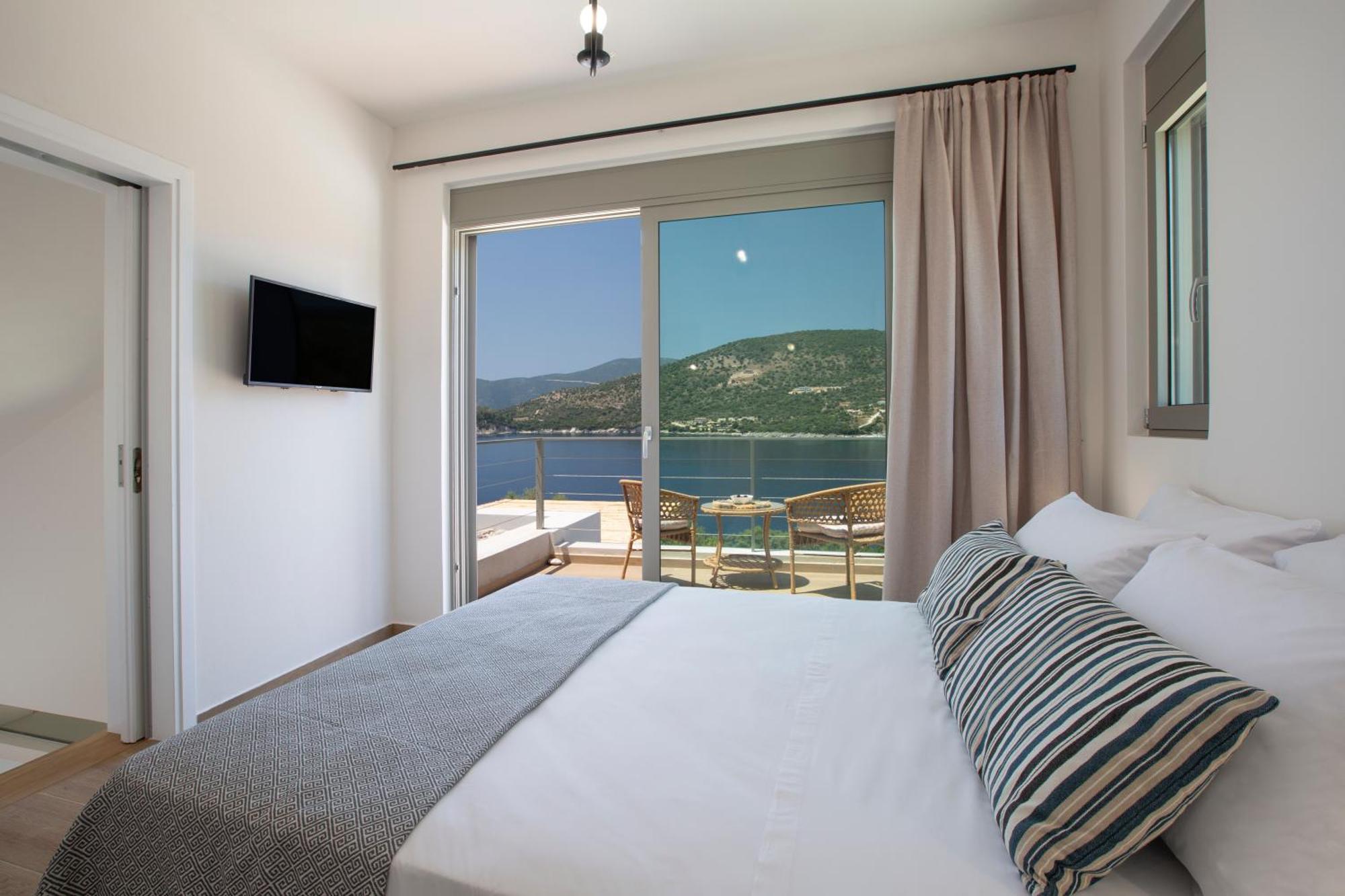 Villa Armiriki-private Sea Access