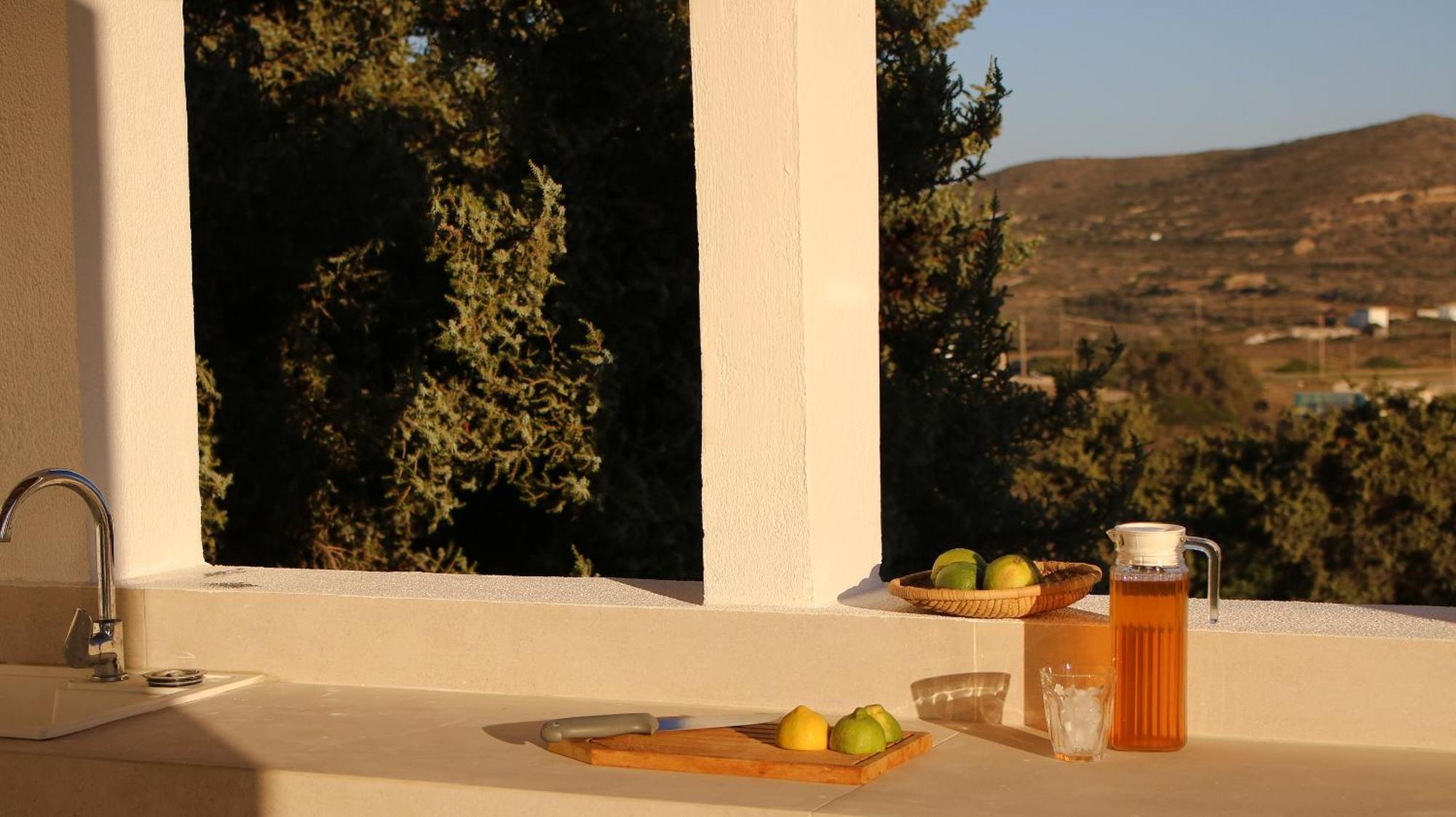 Boa Esperanca Milos Adamantas (Milos)