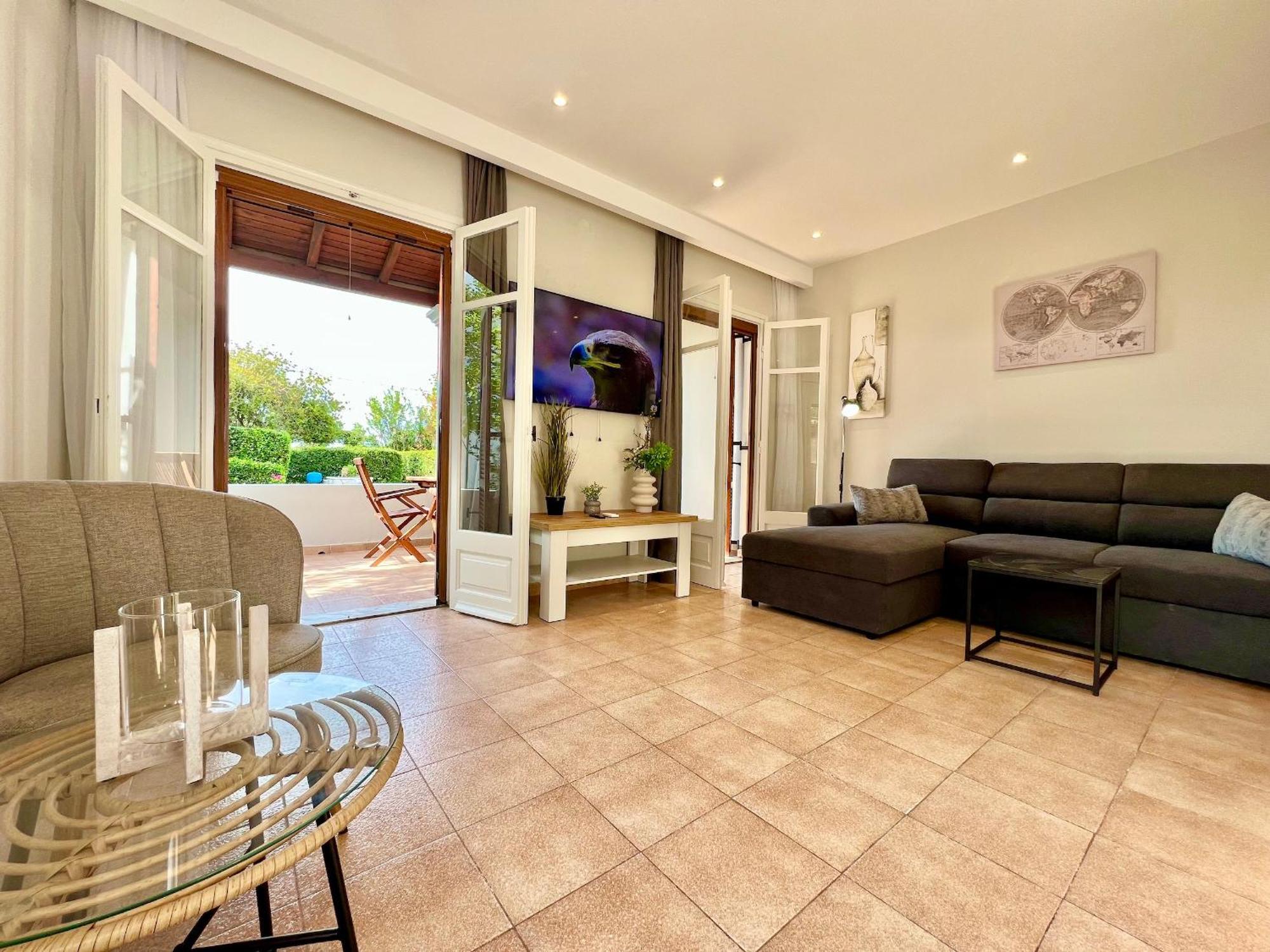 Beachfront Gardenmare By Dadovillas Apartment *