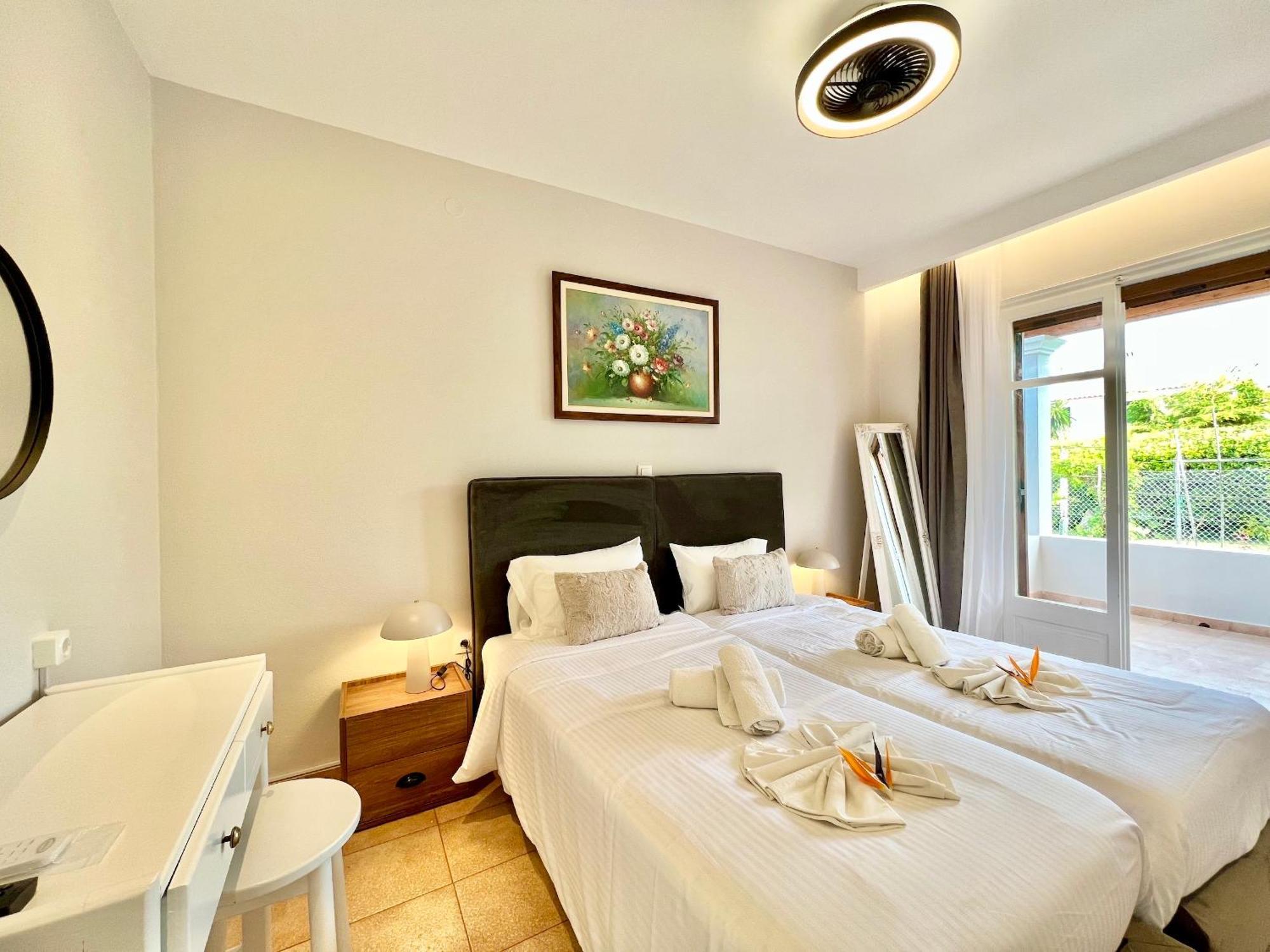 Apartment Beachfront Gardenmare By Dadovillas