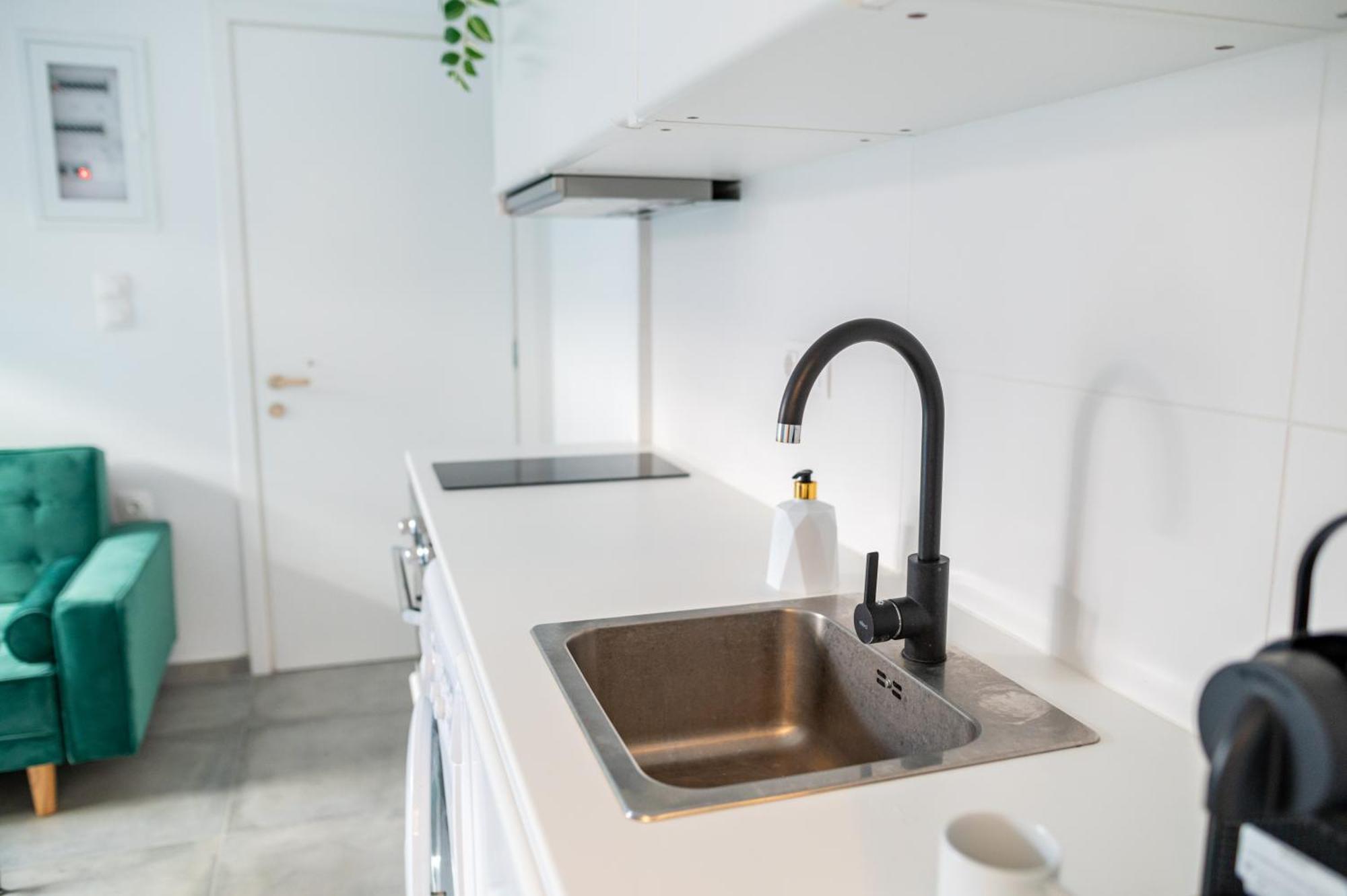 Cozy & Chic - 1 Bd In Kos *