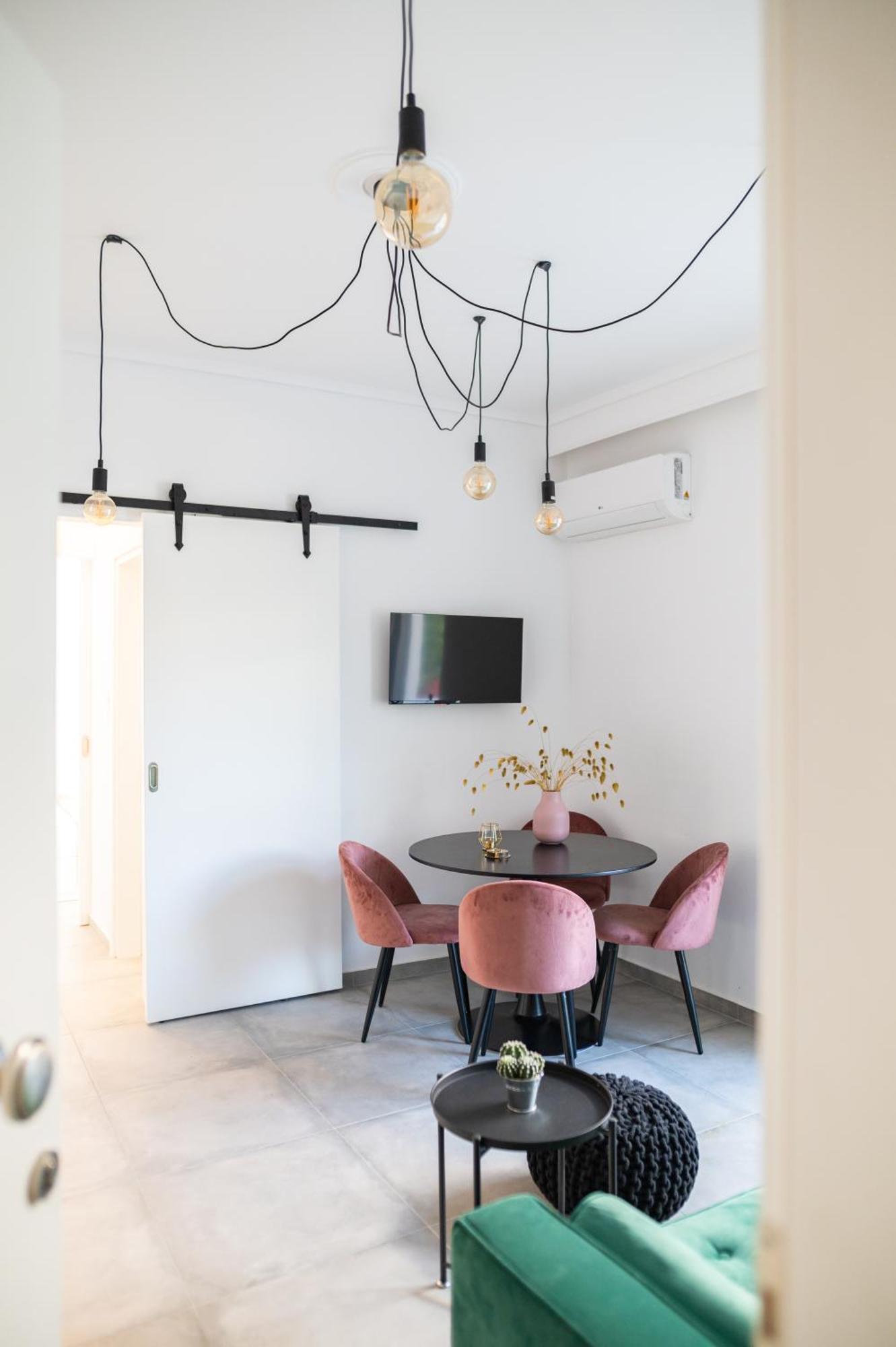 Cozy & Chic - 1 Bd In Kos Apartment Ampavris