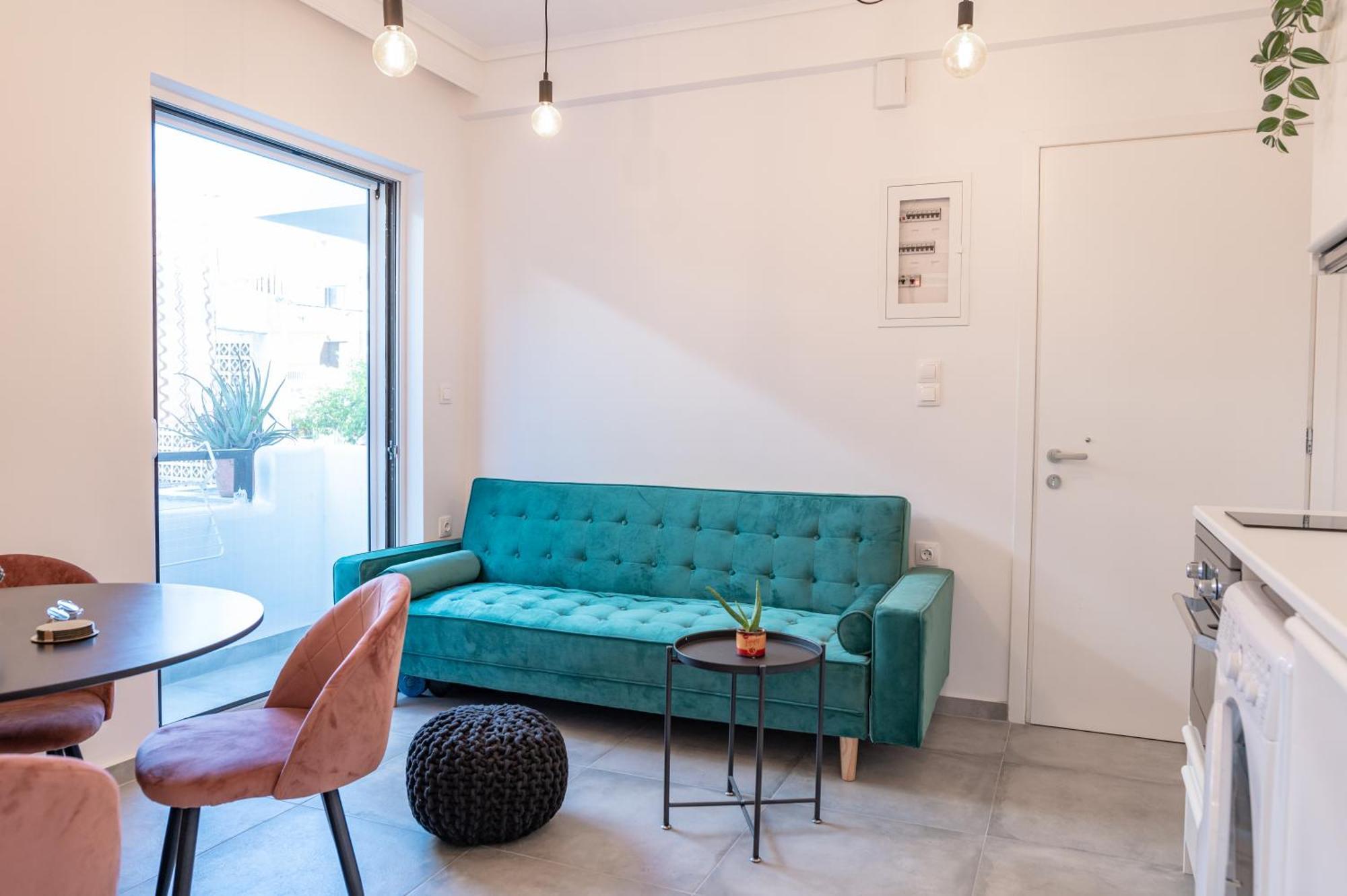 Cozy & Chic - 1 Bd In Kos Apartment