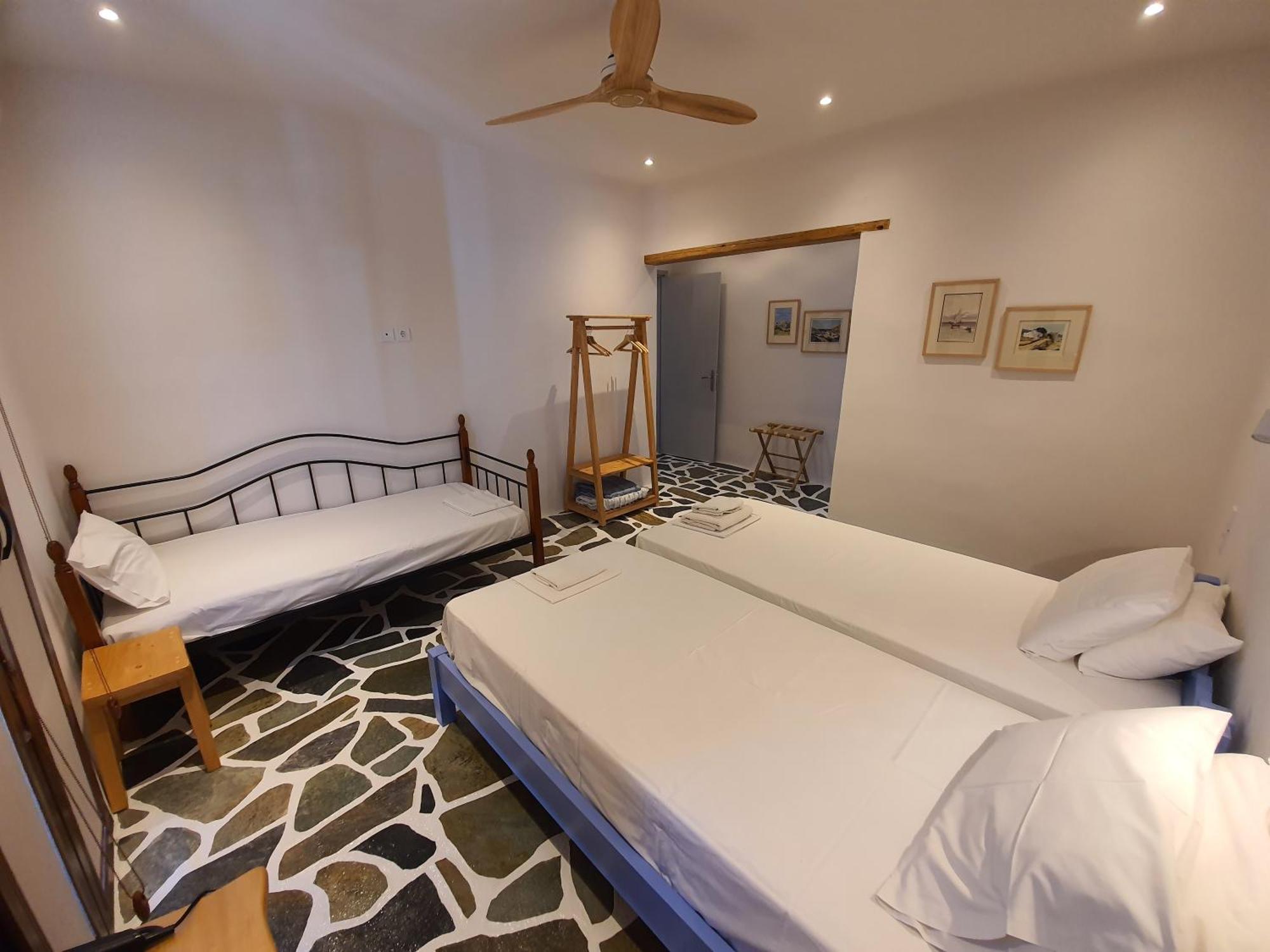 Dendrinos House Apartment