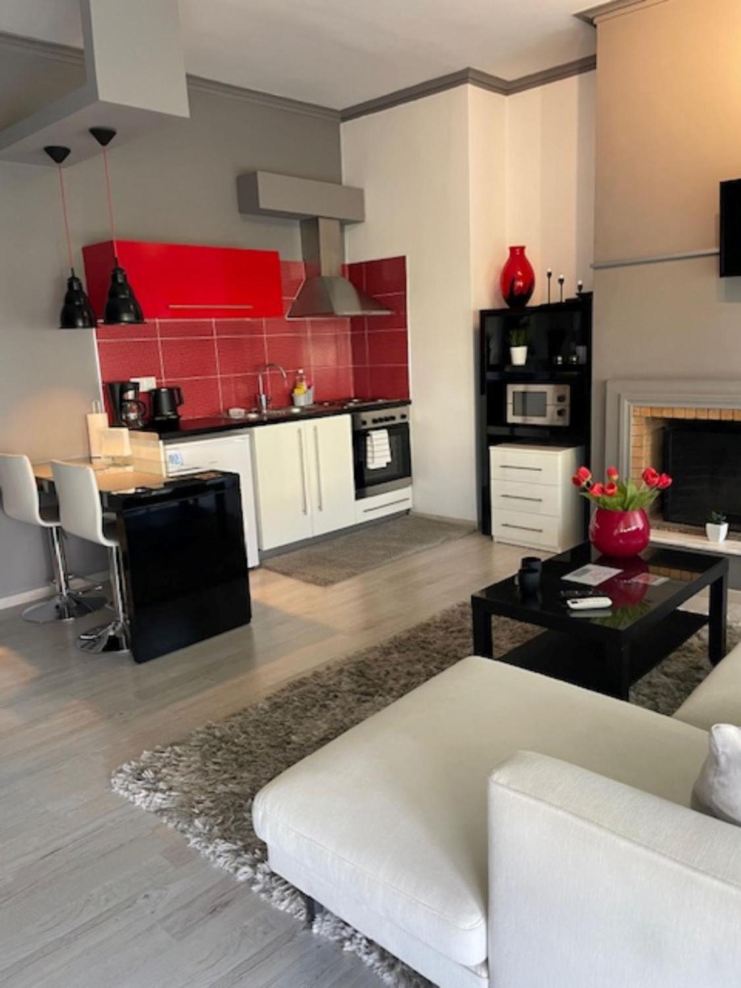 Urban Apartment *