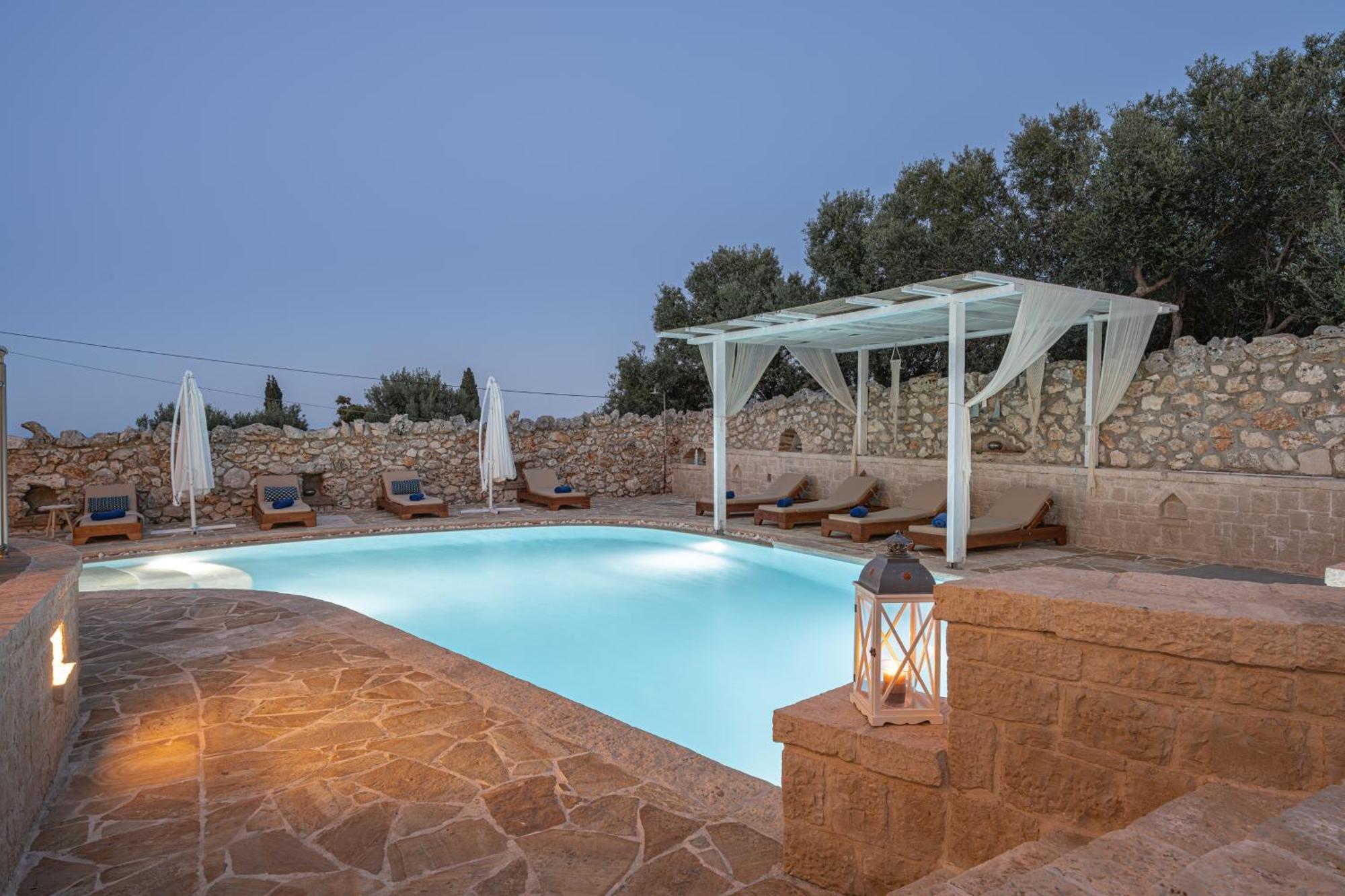 Louiza - Luxury Stone