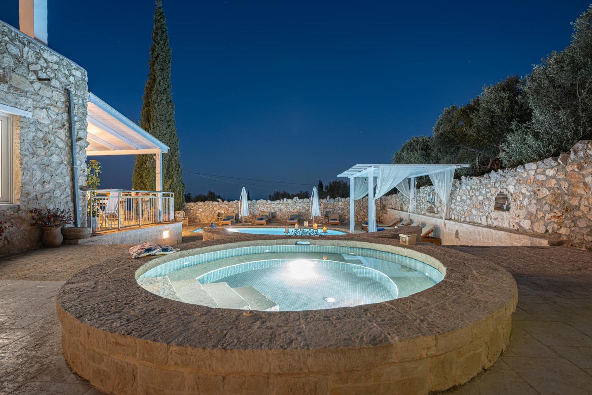 Louiza - Luxury Stone Villa *