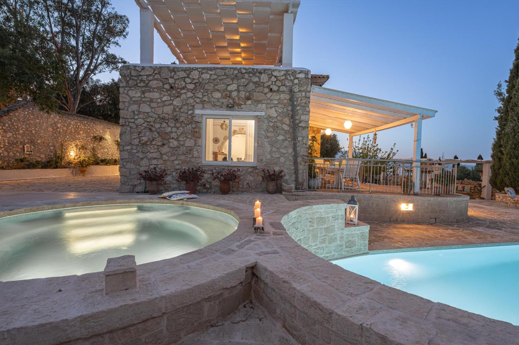 Villa Louiza - Luxury Stone
