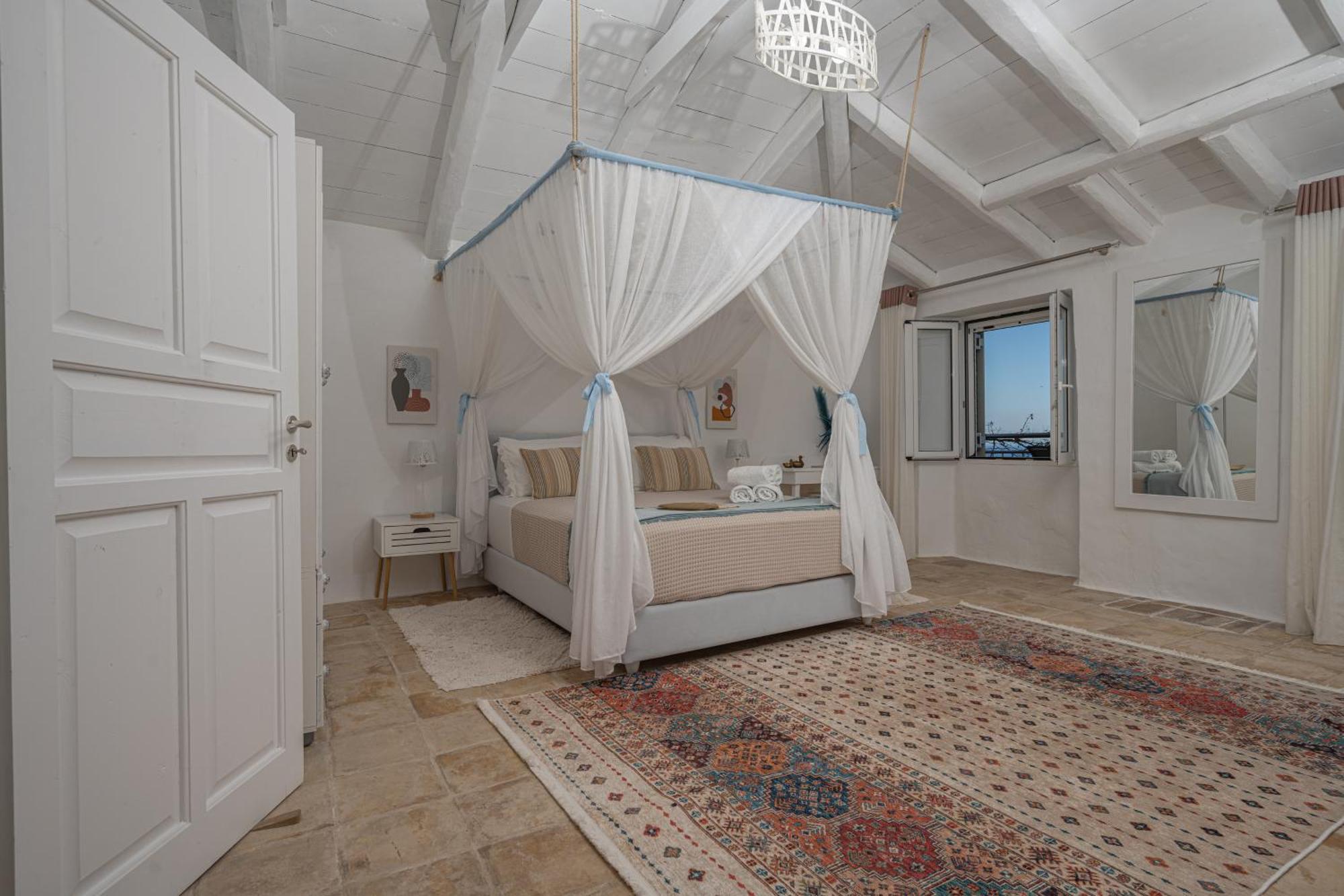 Louiza - Luxury Stone Villa