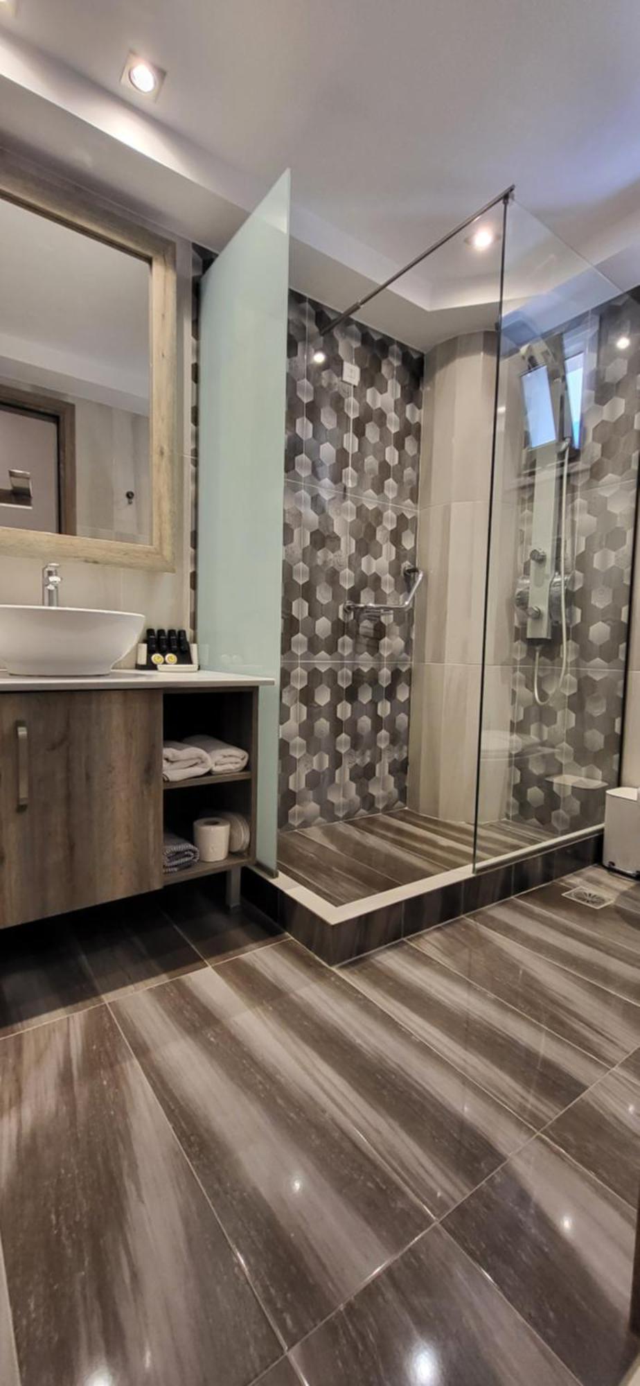 Akron Luxury Holidays Hotel 2*