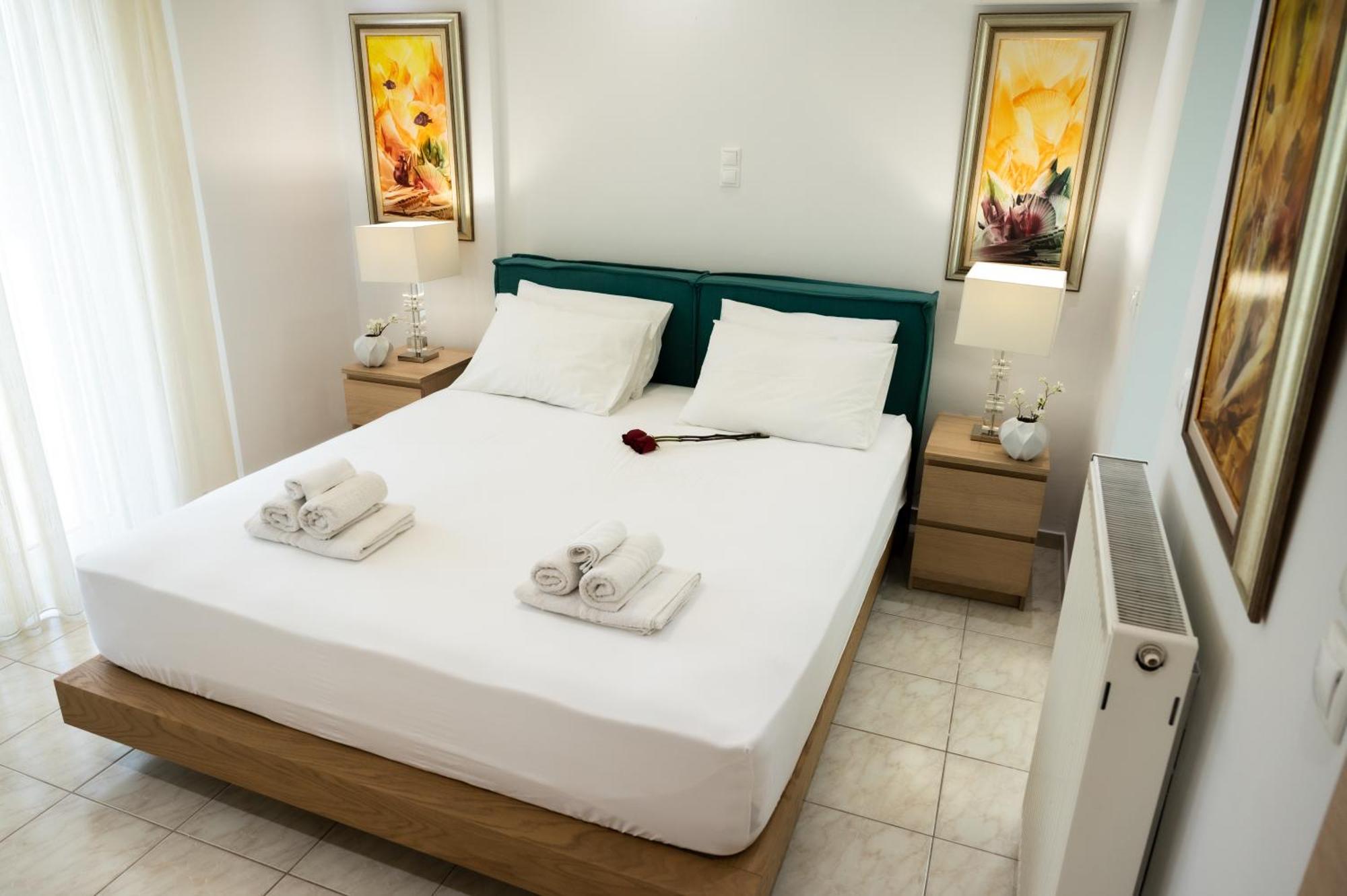 Luxury -athens Airport Villa