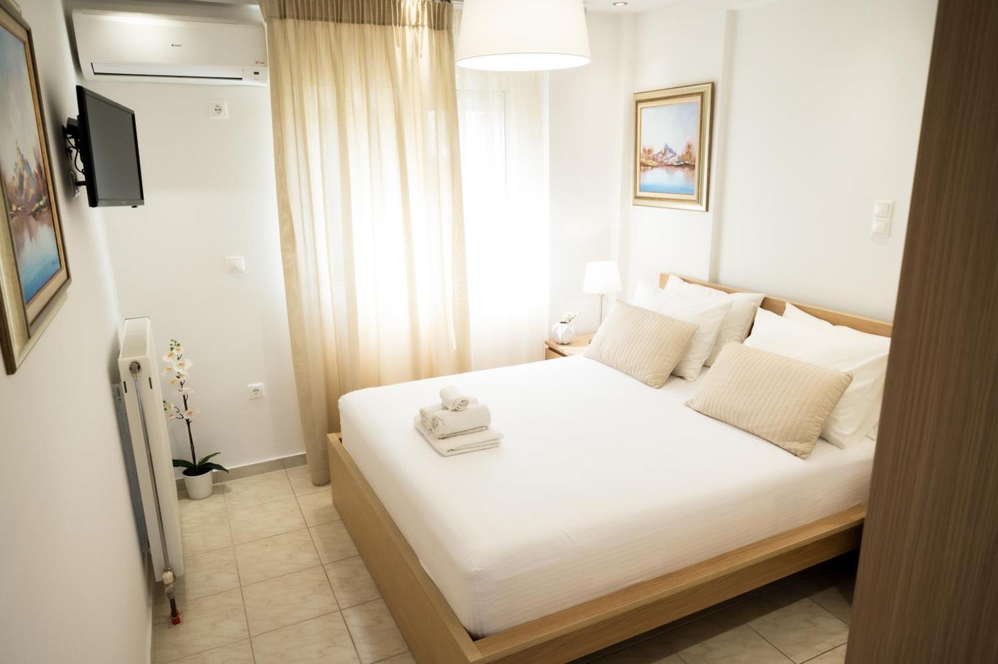 Luxury -athens Airport Villa *
