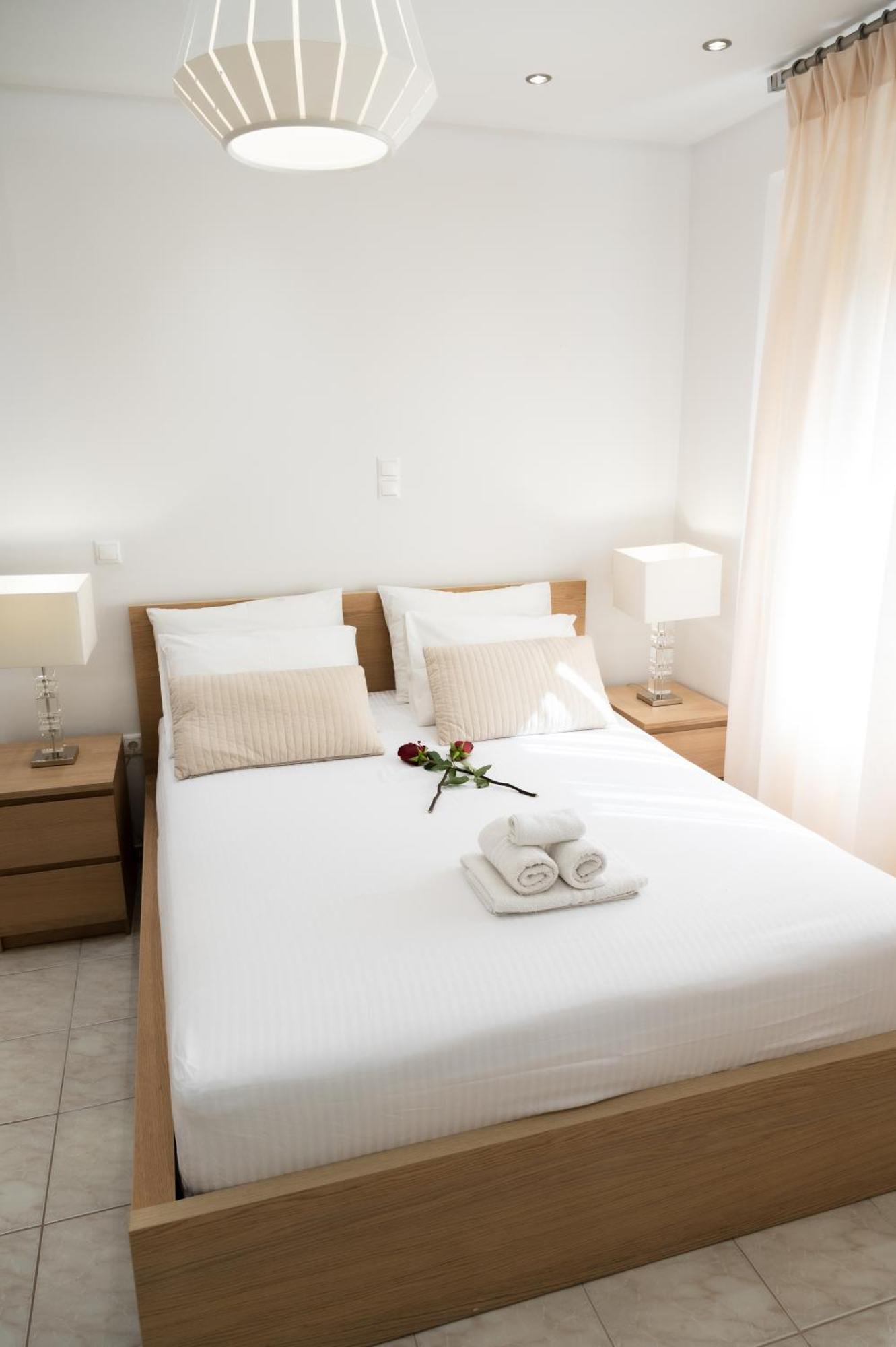 Luxury -athens Airport Villa *