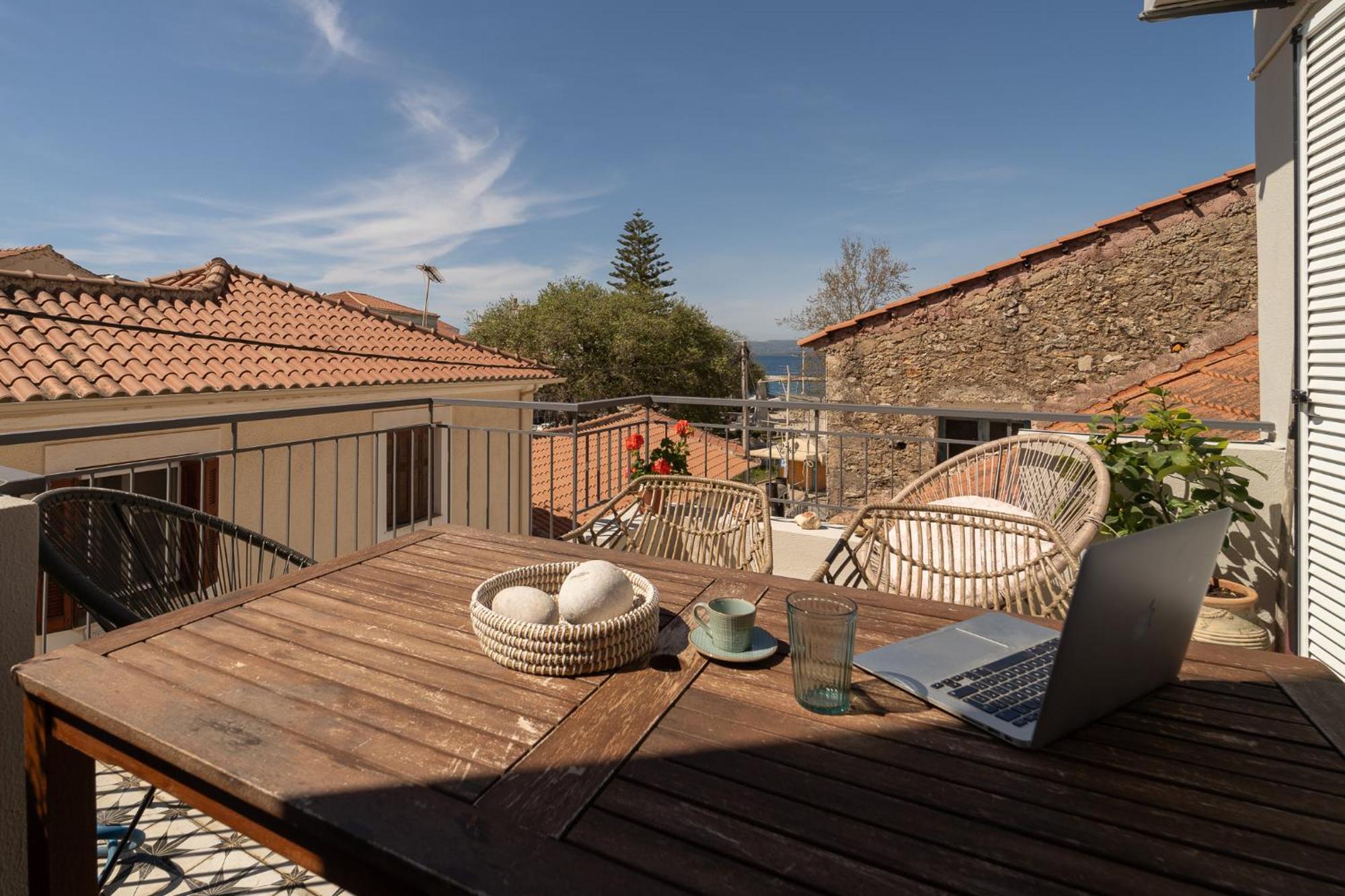 Maisonette Apartment *