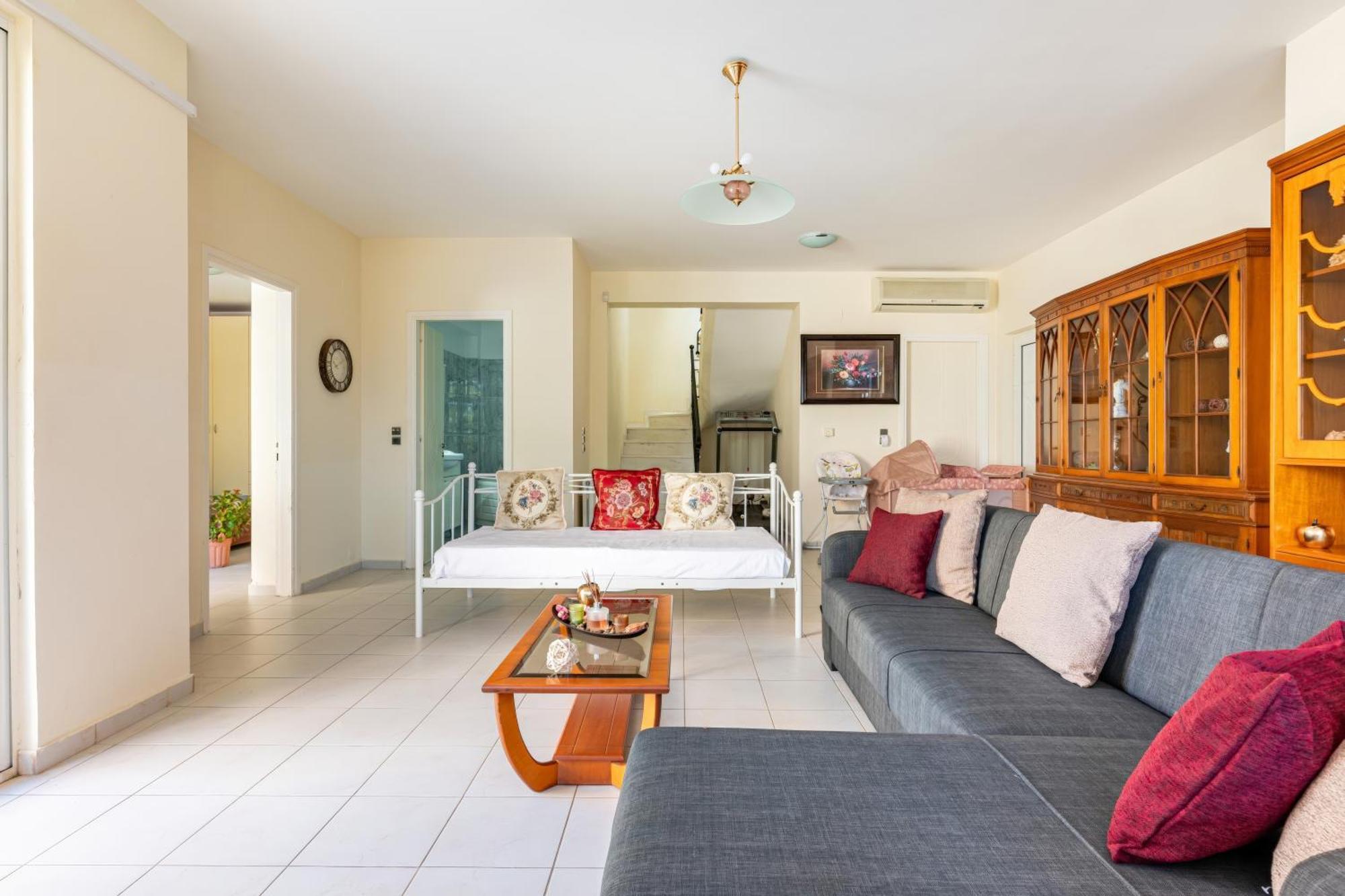 Wonderful In Chania With Private Pool, Panoramic Sea Views & Spacious Interiors Villa *