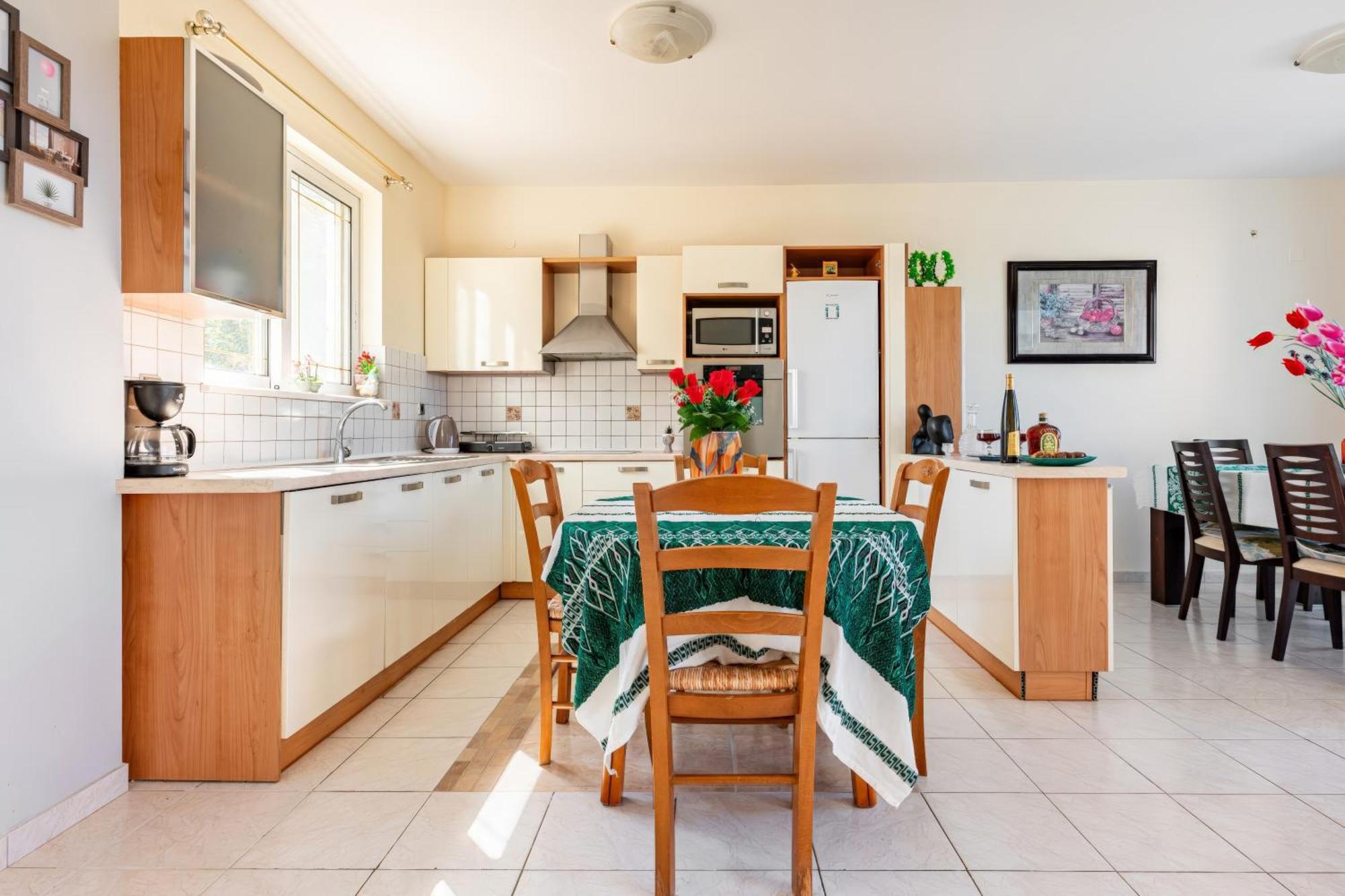 Wonderful In Chania With Private Pool, Panoramic Sea Views & Spacious Interiors Agios Onoufrios