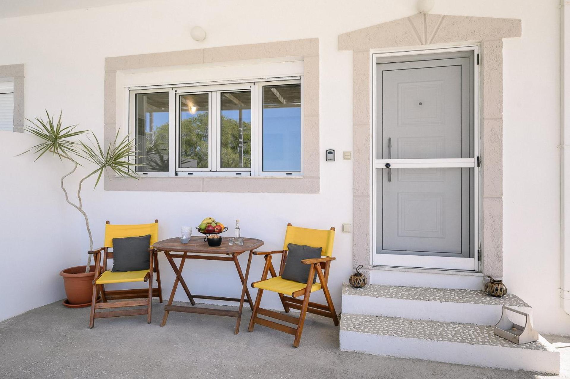 Apartment Paximadia - Front Kalamaki (Heraklion)
