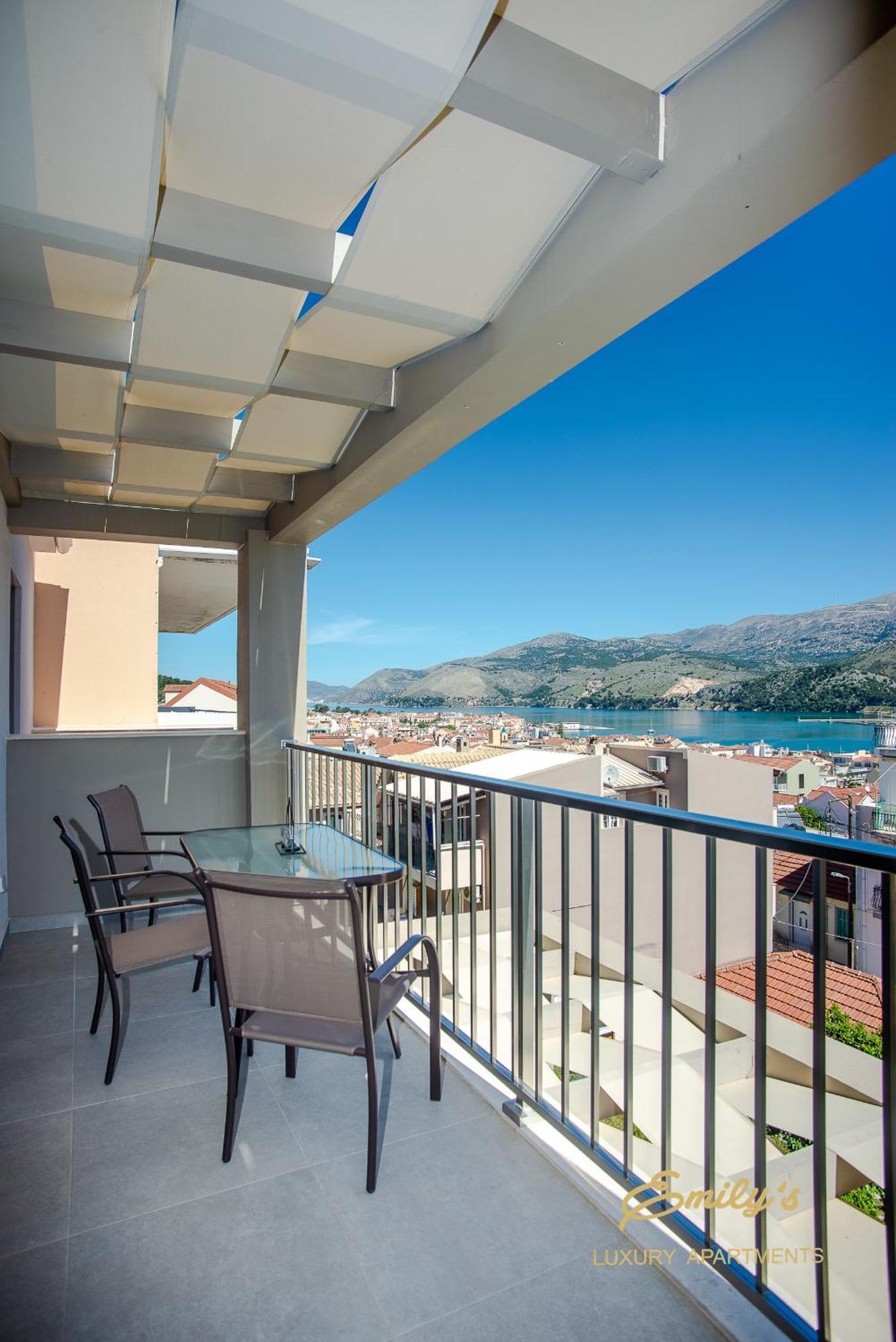 Emily's Luxury * Argostoli (Kefalonia)