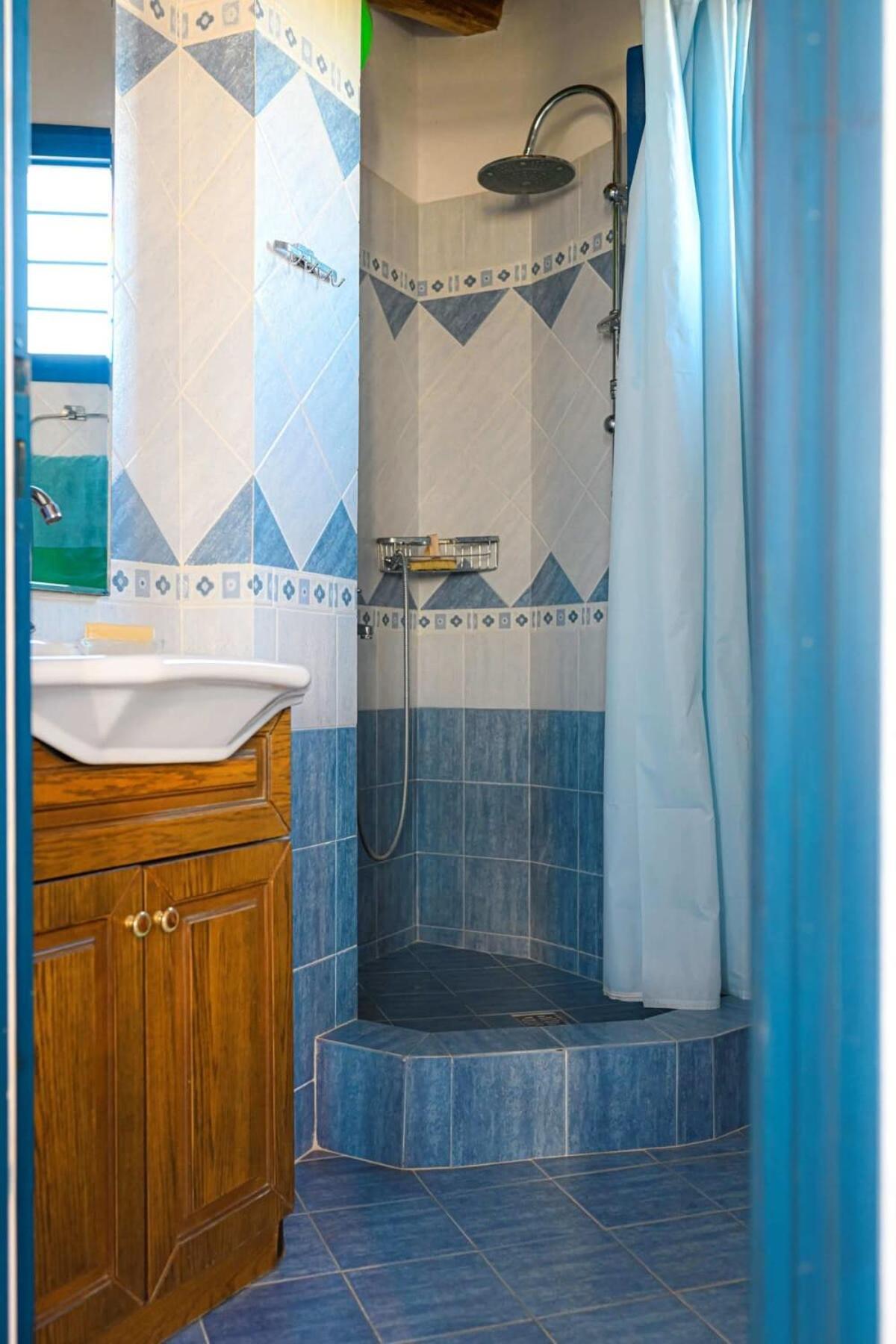 Paros Seaview Nest - Cozy Summer Getaway *