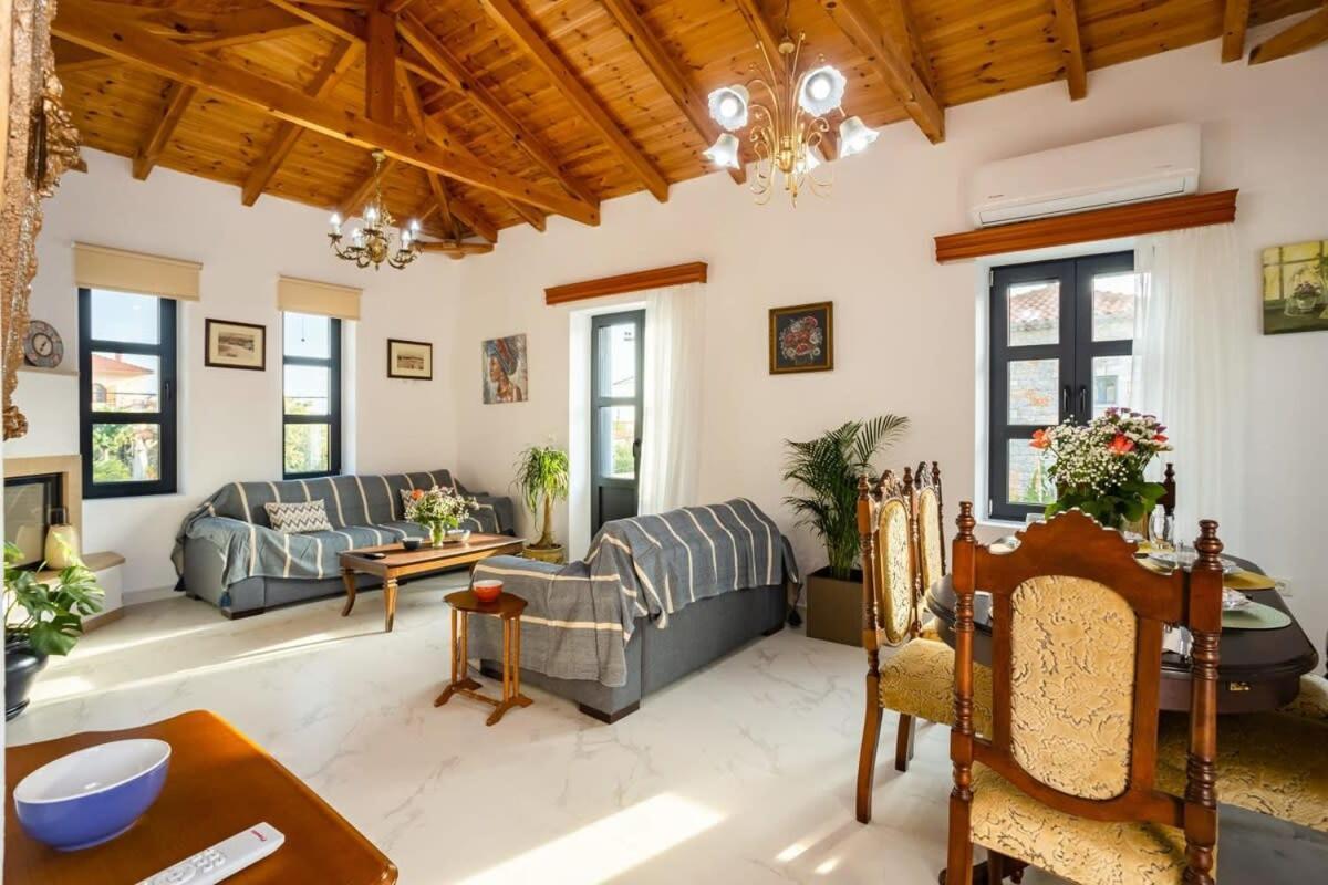 Mani Stone Built A Breath Away To The Sea Apartment Stoupa