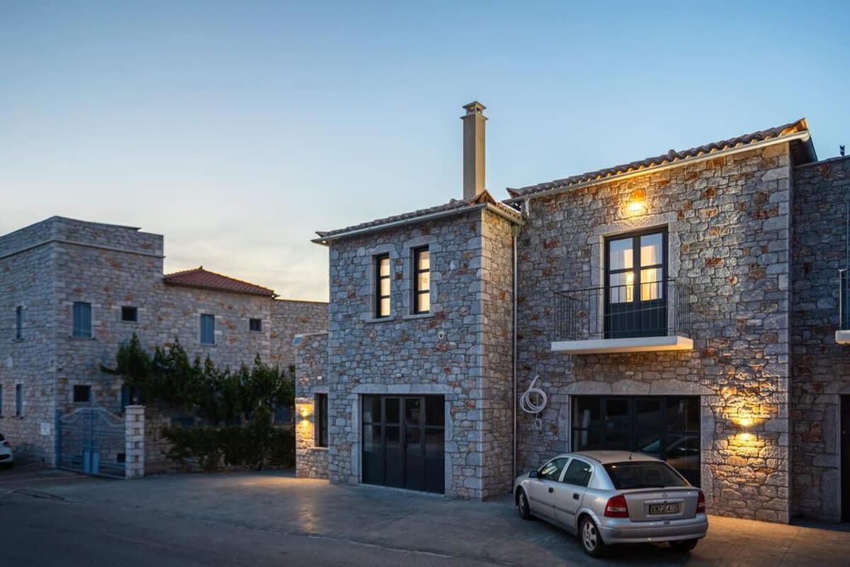 Apartment Mani Stone Built A Breath Away To The Sea Stoupa