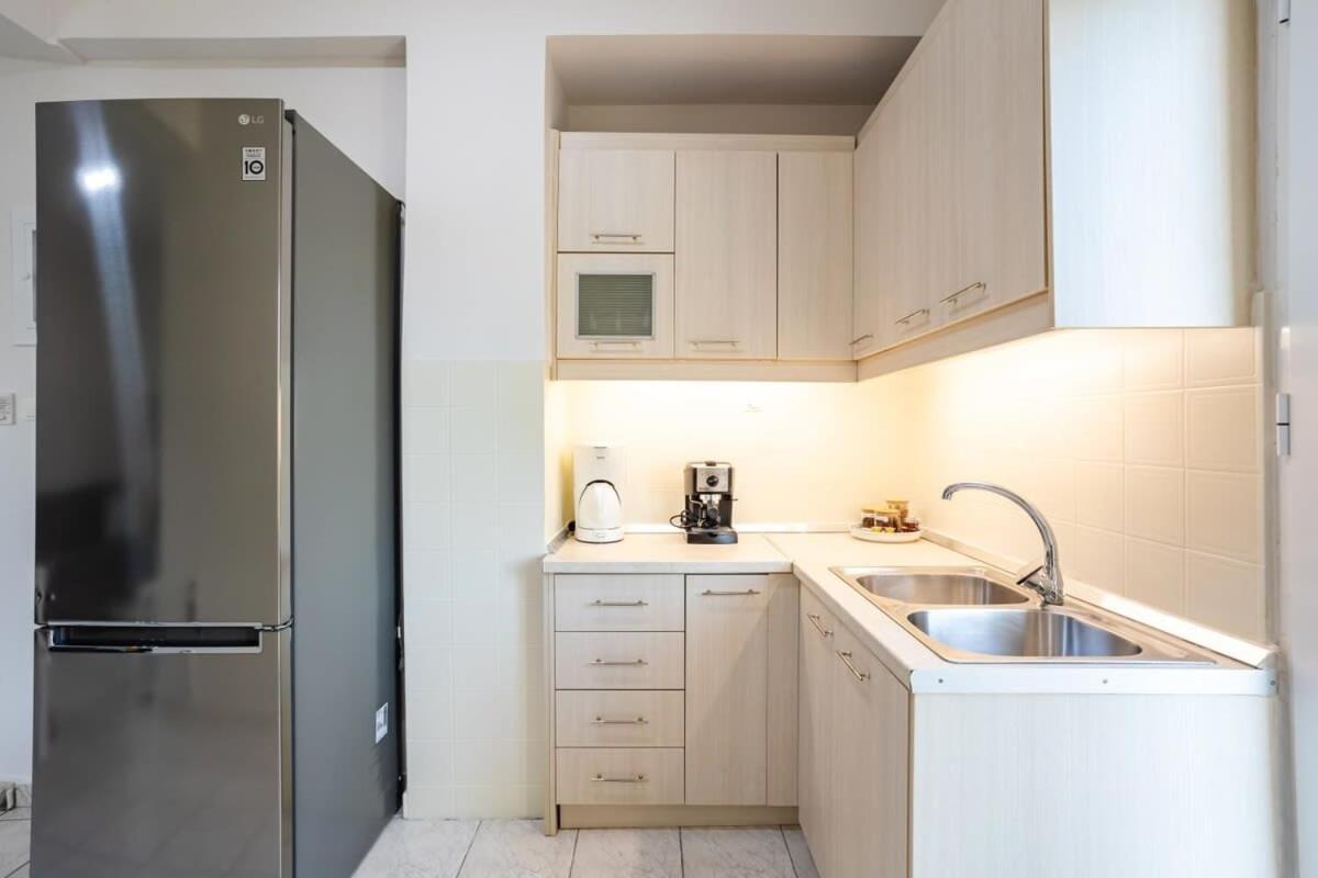 Apartment Sunny Getaway - Fully Equipped Kalamata