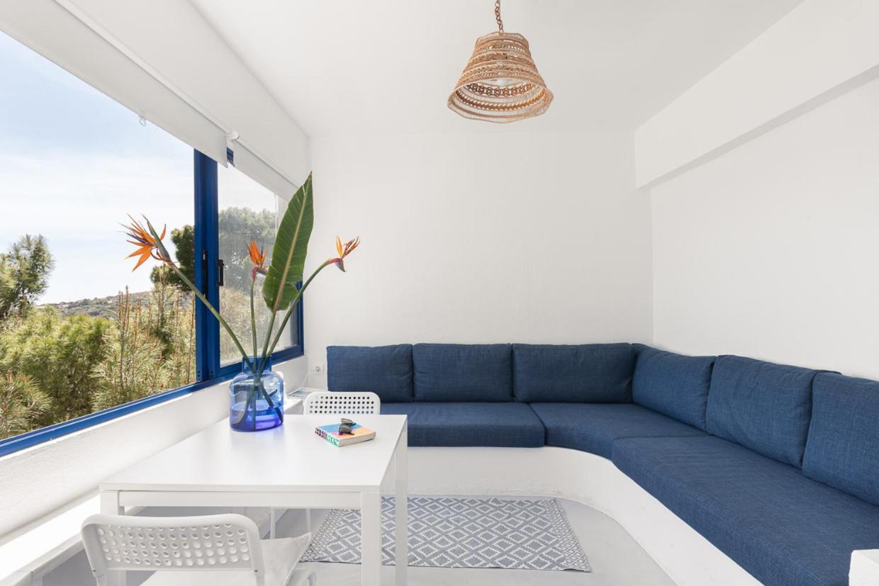 Renovated Seaside In Sounio Apartment