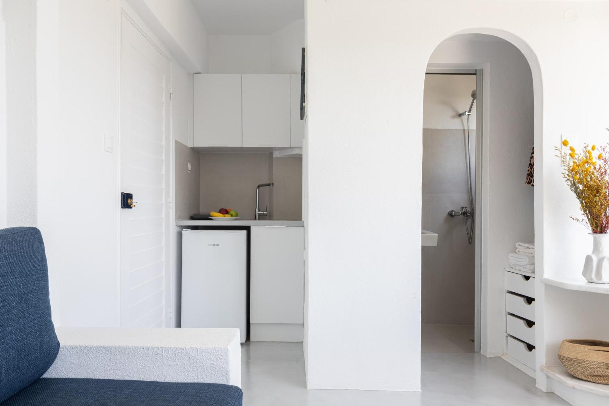 Renovated Seaside In Sounio