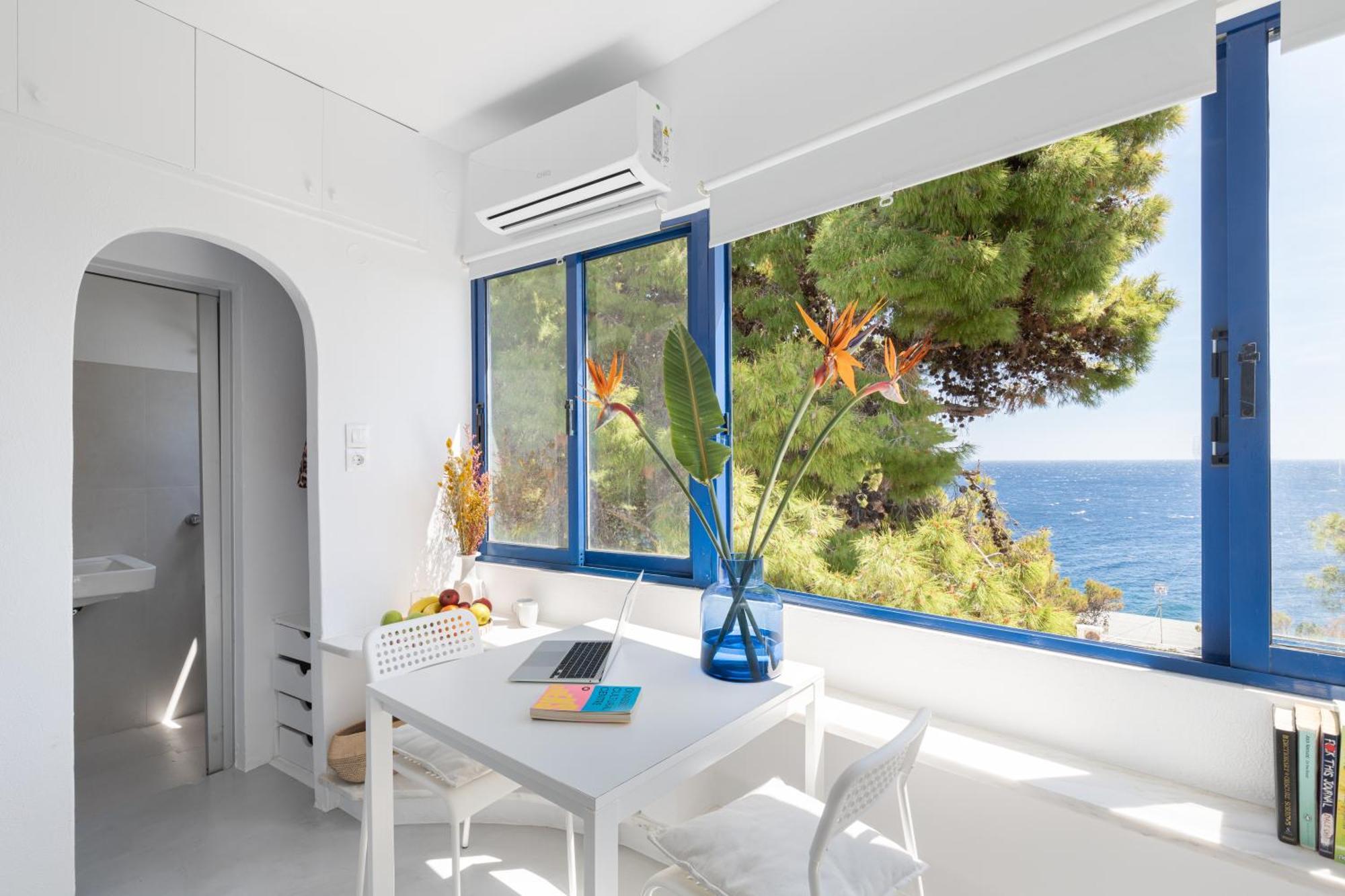 Apartment Renovated Seaside In Sounio