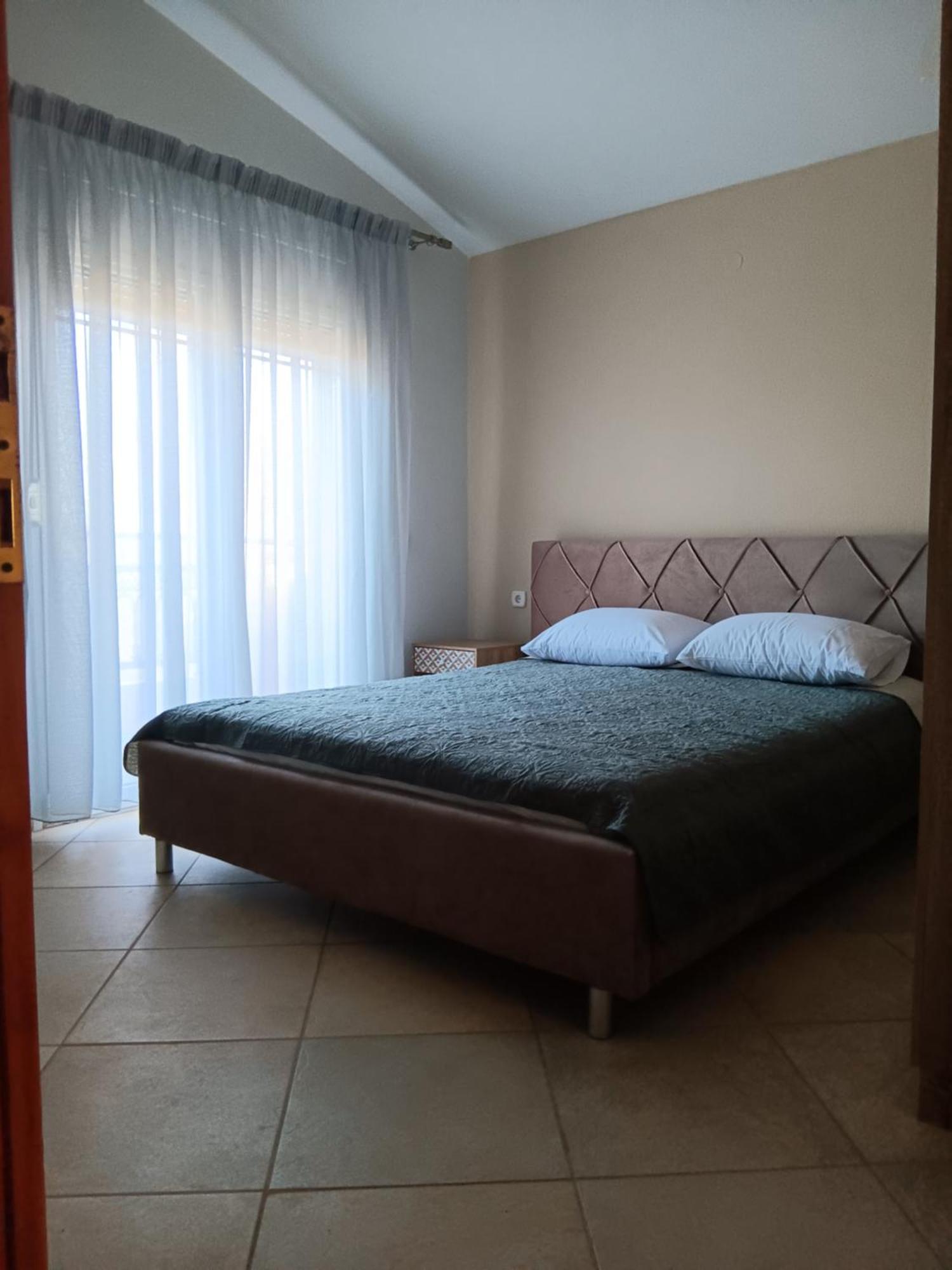 Babis House Apartment *