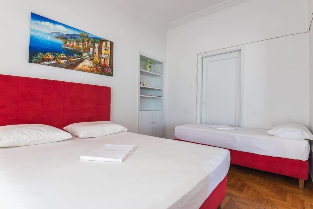 Apartment 360 Acropolis View *
