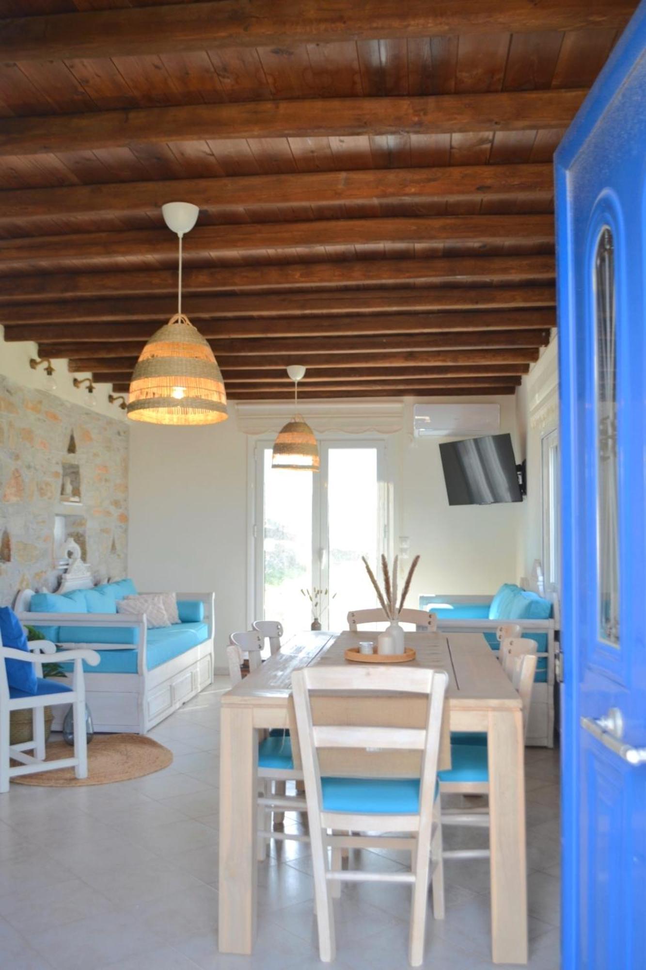 Liogerma Serifos Town