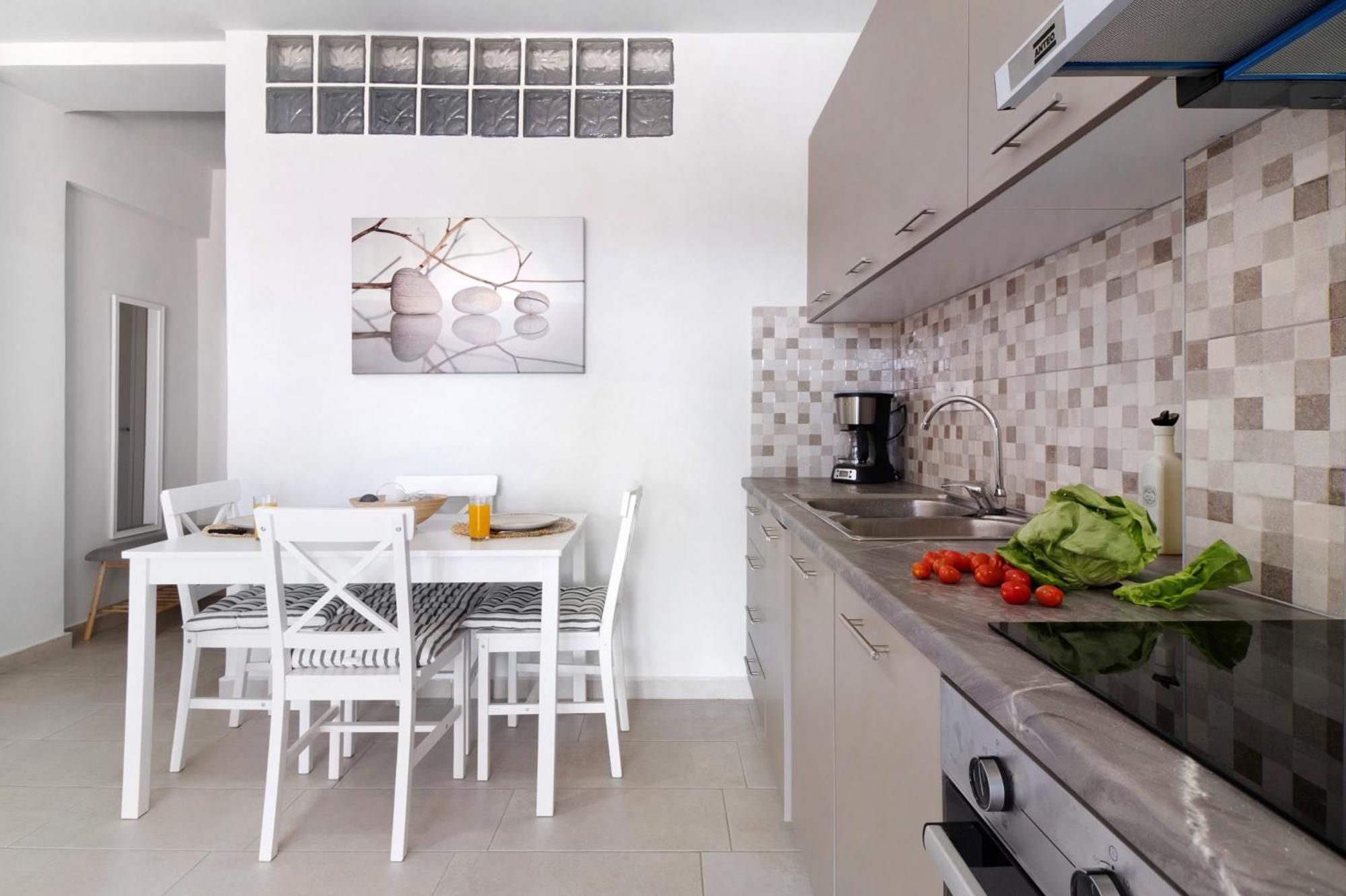 Apartment Oceanida Sofia Luxury Nikiana