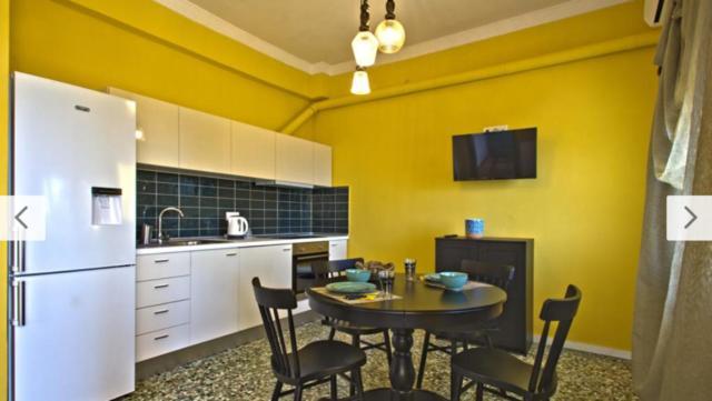 Cosy Colorful House Kavala