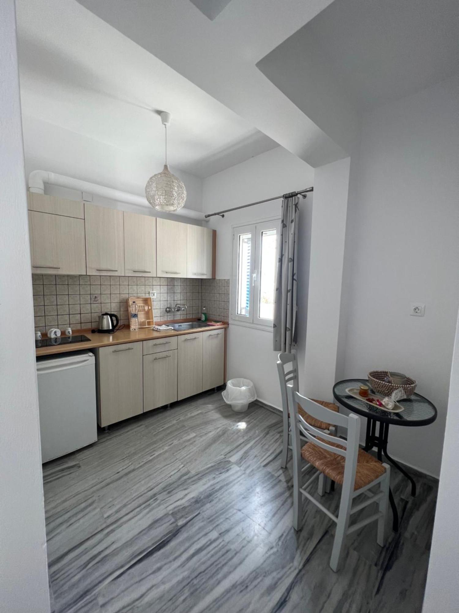 Marioly 2* Parikia (Paros)