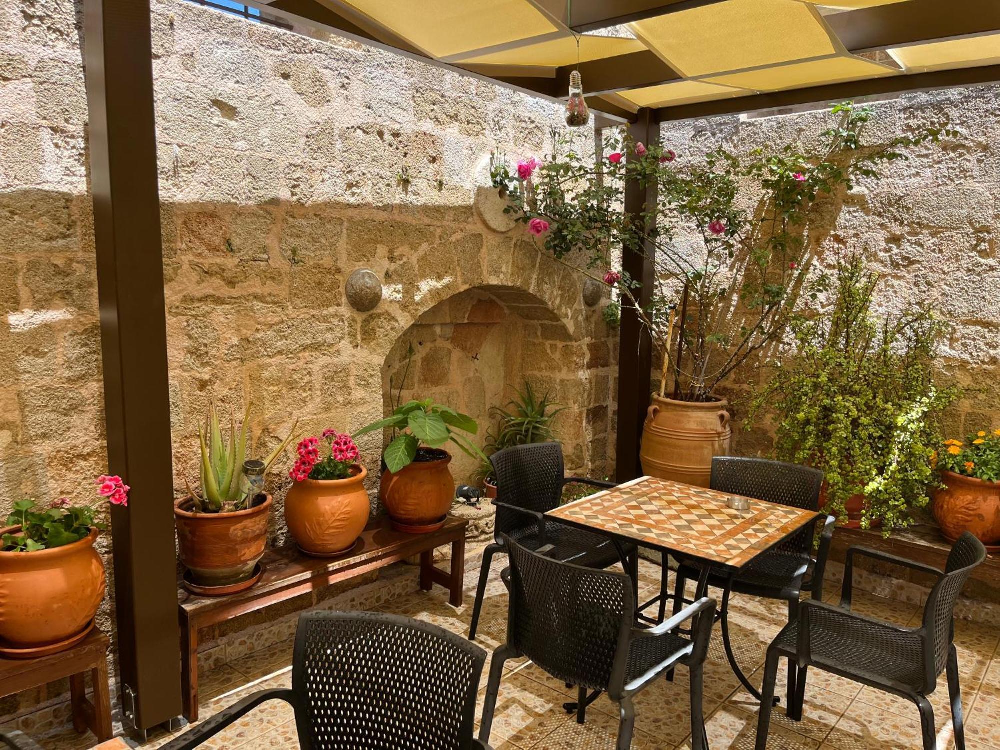 Eleni Guest house 2*
